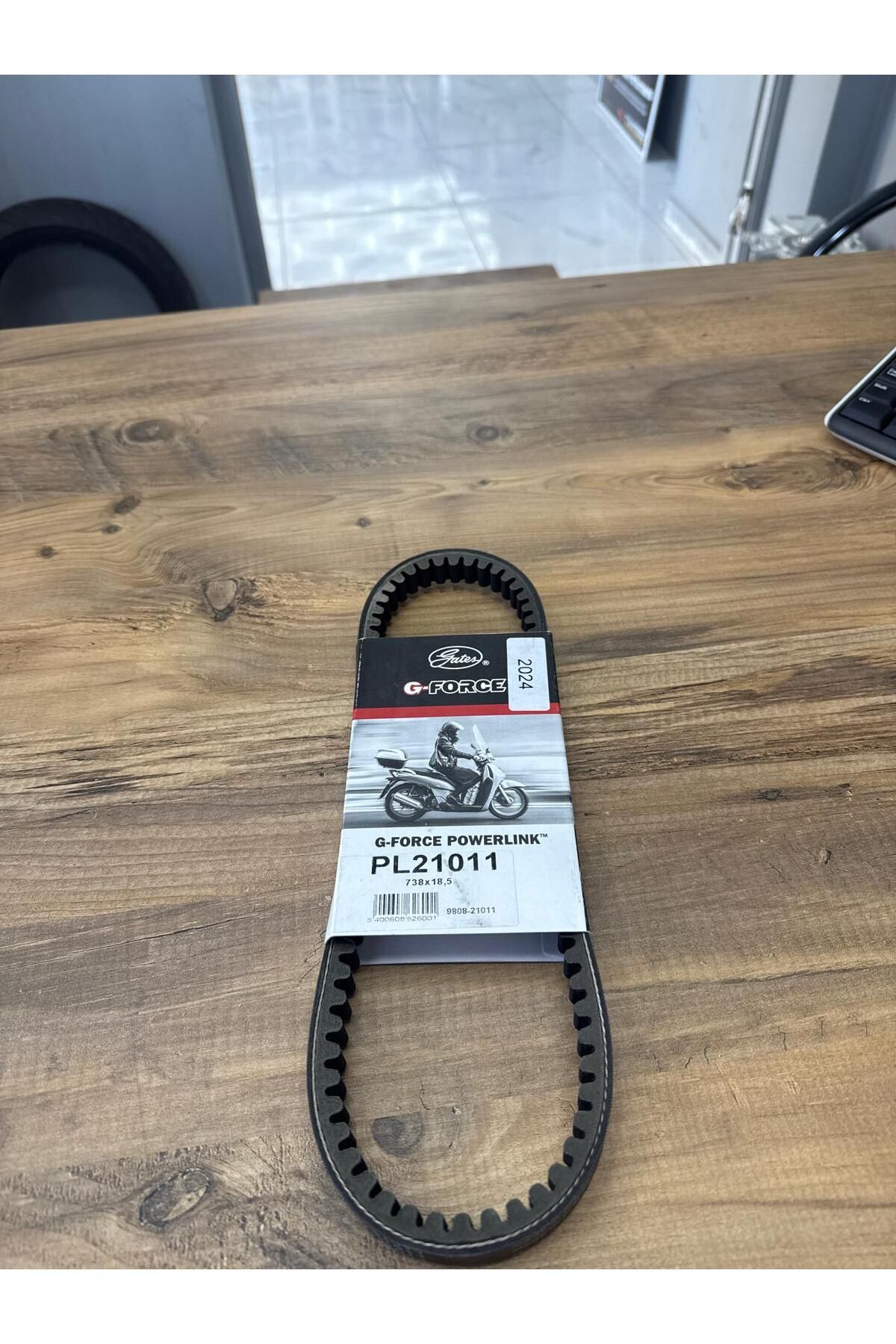 GATES 21011 (738x18,5) Honda Spacy Kayış (Oem 23100-GCC-771) Fransa Üretim