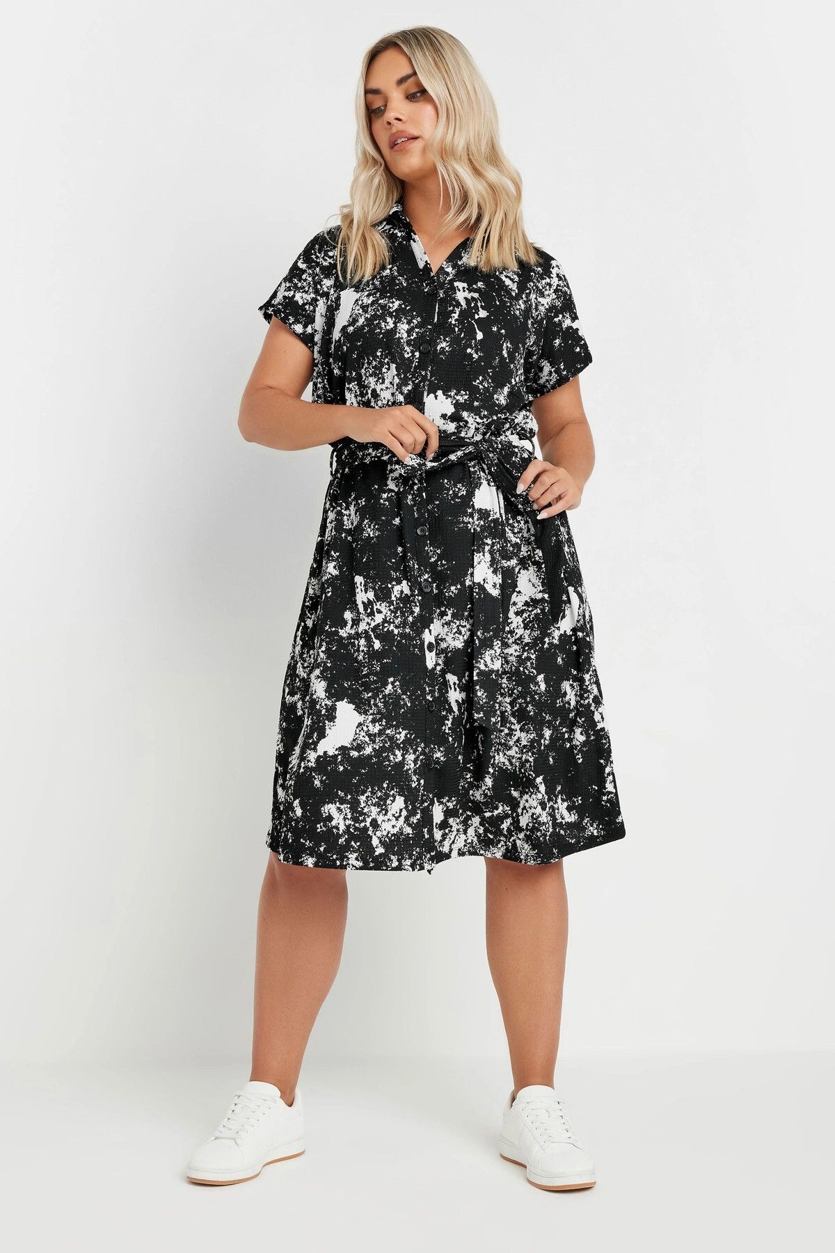 Stil Diva-Plus Size Abstract Patterned Button Front Belted Midi Dress 303330 5