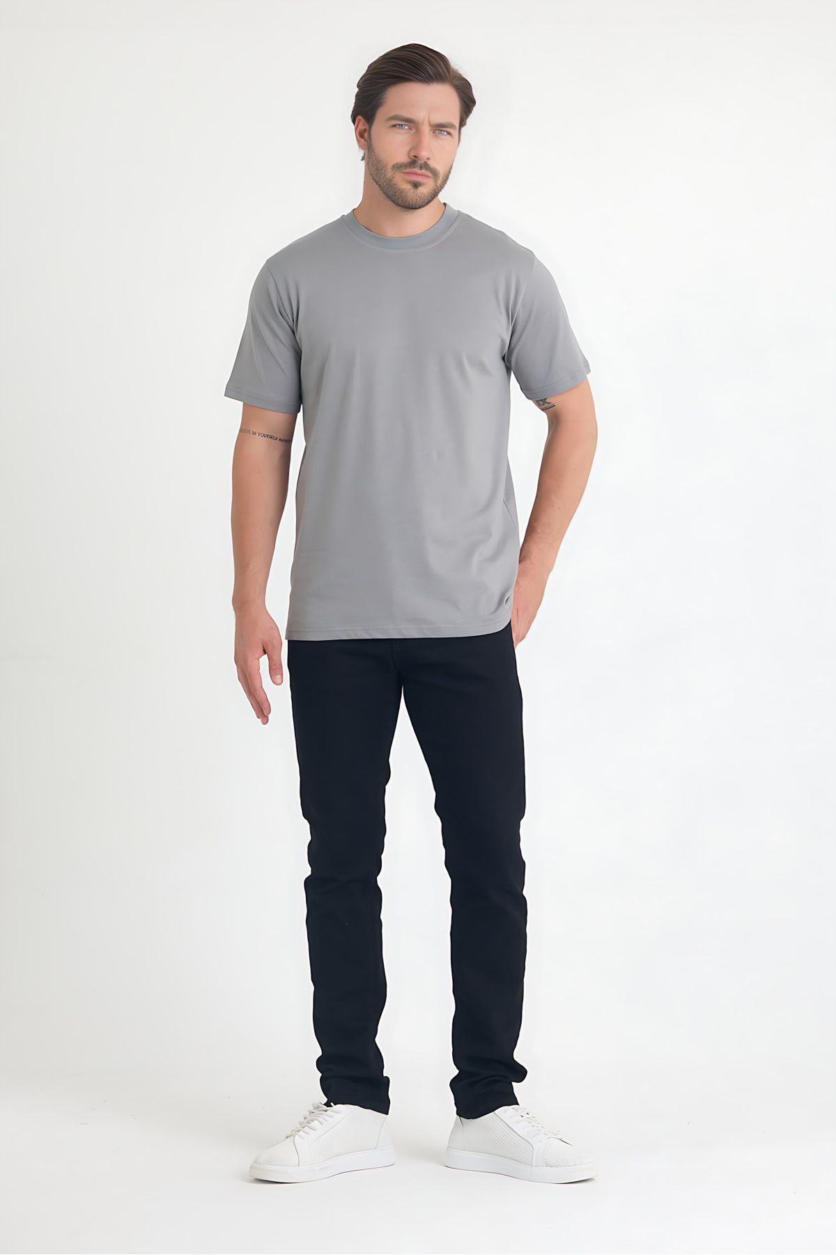 Windy Island Erkek Bisiklet Yaka Regular Fit Basic T-shirt