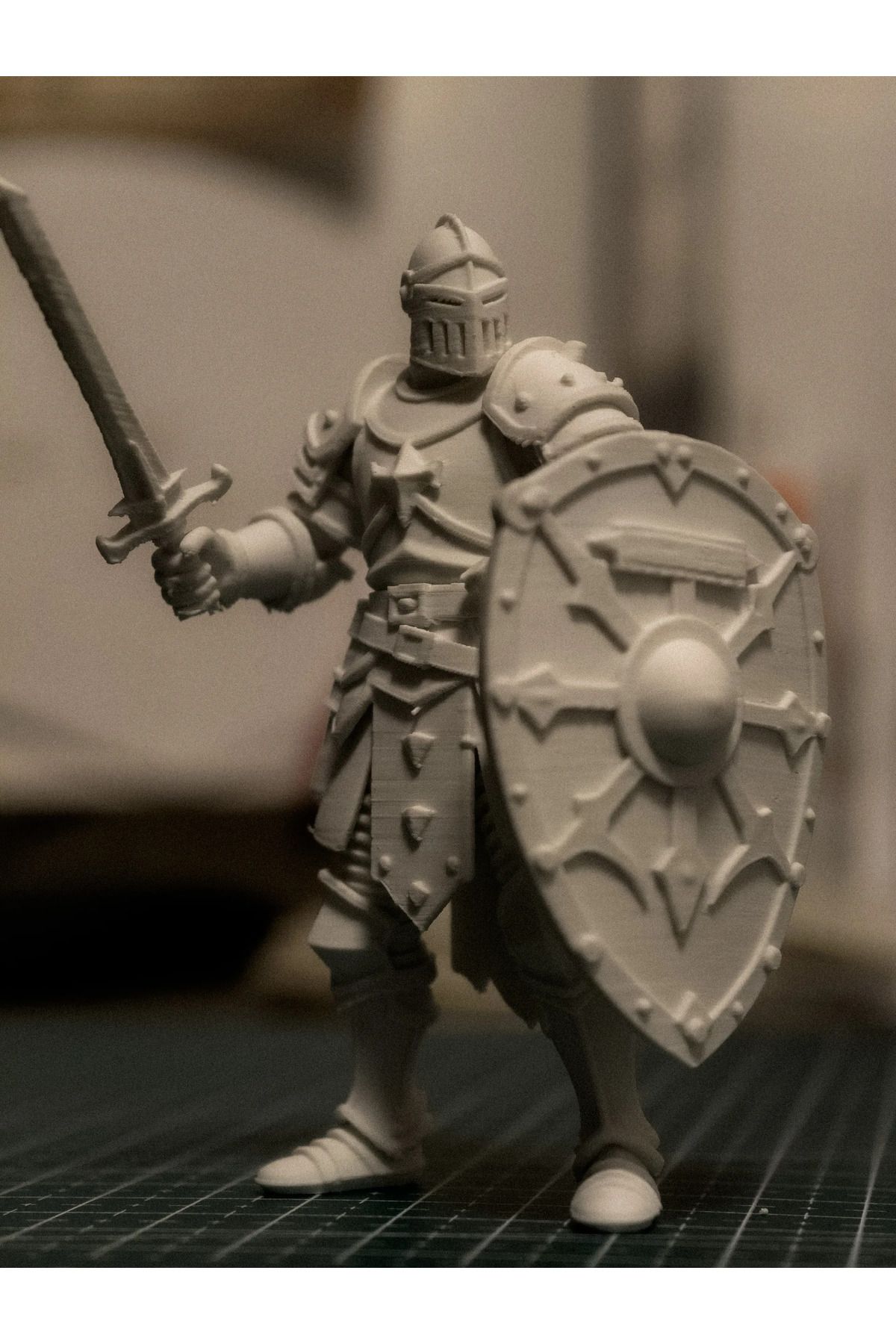 Phigo Orta Çağ Şövalye Figürü 10 cm 3D Baskı İsim Yazılabilir Dekoratif Koleksiyon Biblosu