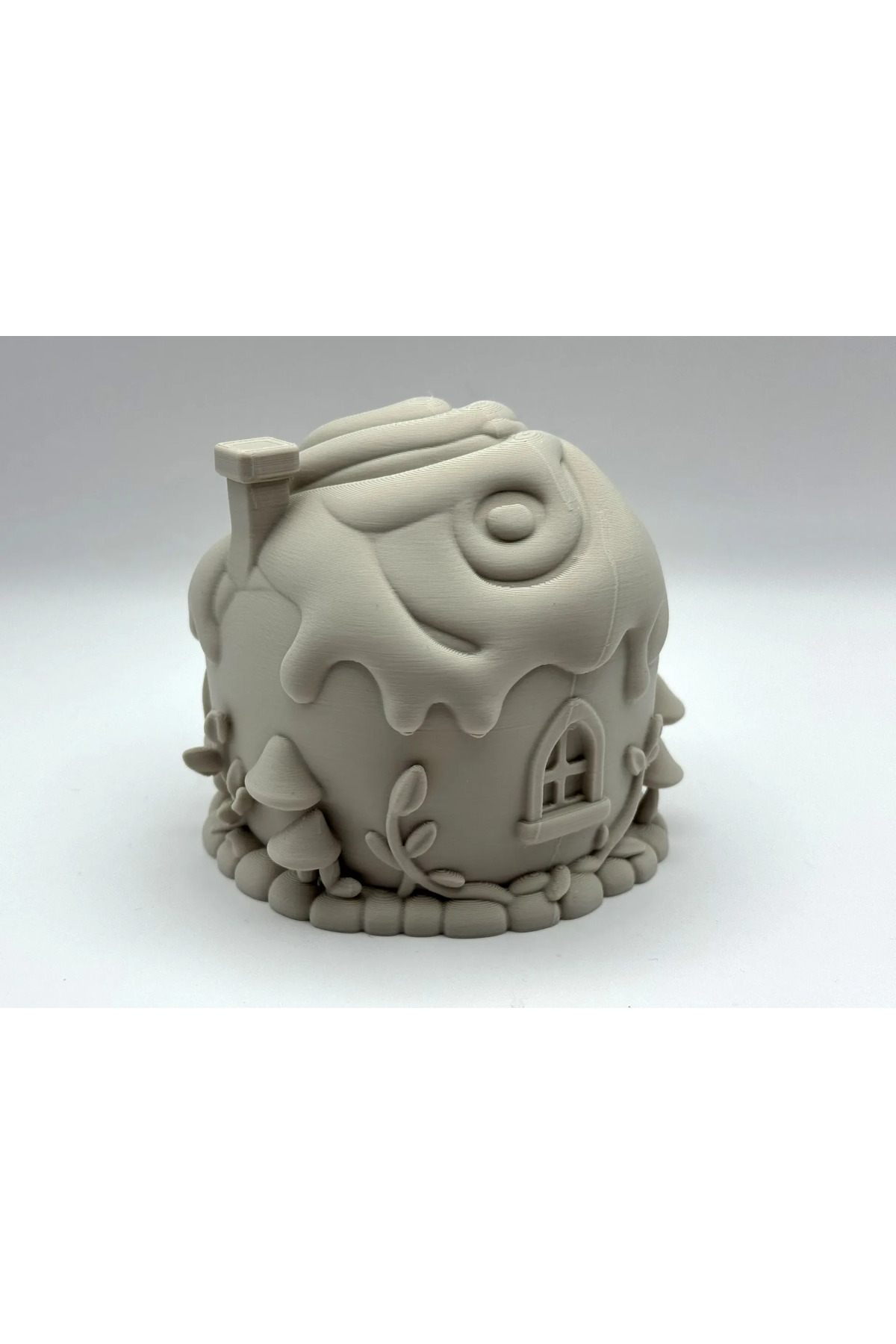 Cinnamonbun Fantasy House Figür 10 cm 3D Baskı İsim Yazılabilir Dekoratif Fantastik Ev Biblosu