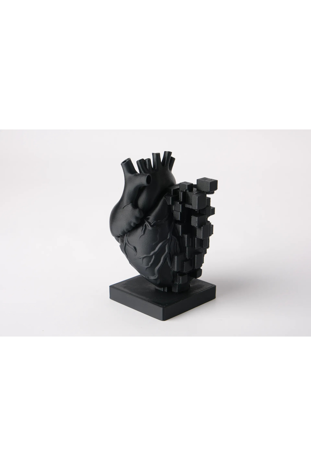 Pixel Kalp Heykeli 15 cm 3D Baskı İsim Yazılabilir Anatomik Dekoratif Sanat Biblosu