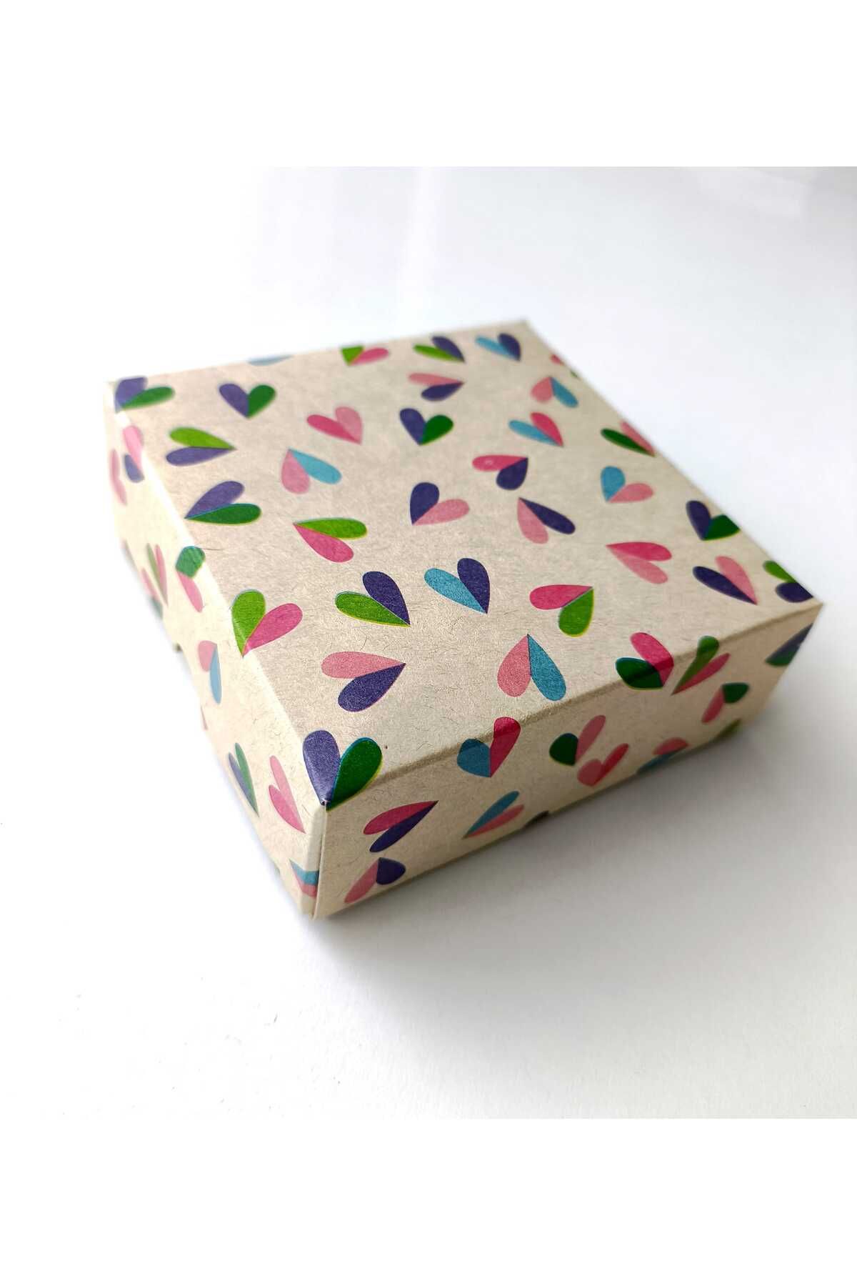 Skybox 8x8x3 Kalp Desenli Karton Kapaklı Kraft Kutu 100 Adet
