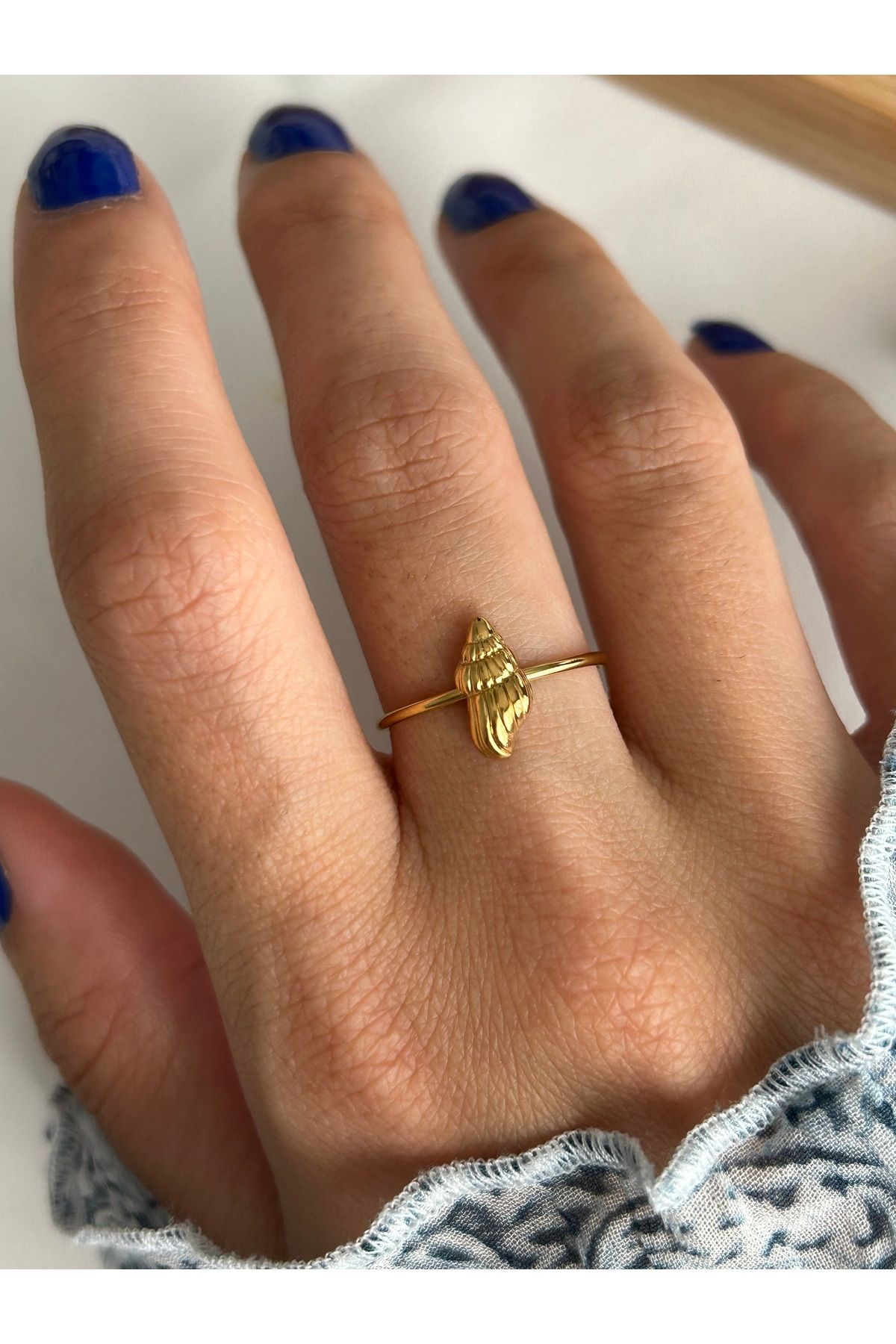 ringbox Çelik Kararmaz Deniz Kabuğu Yüzük