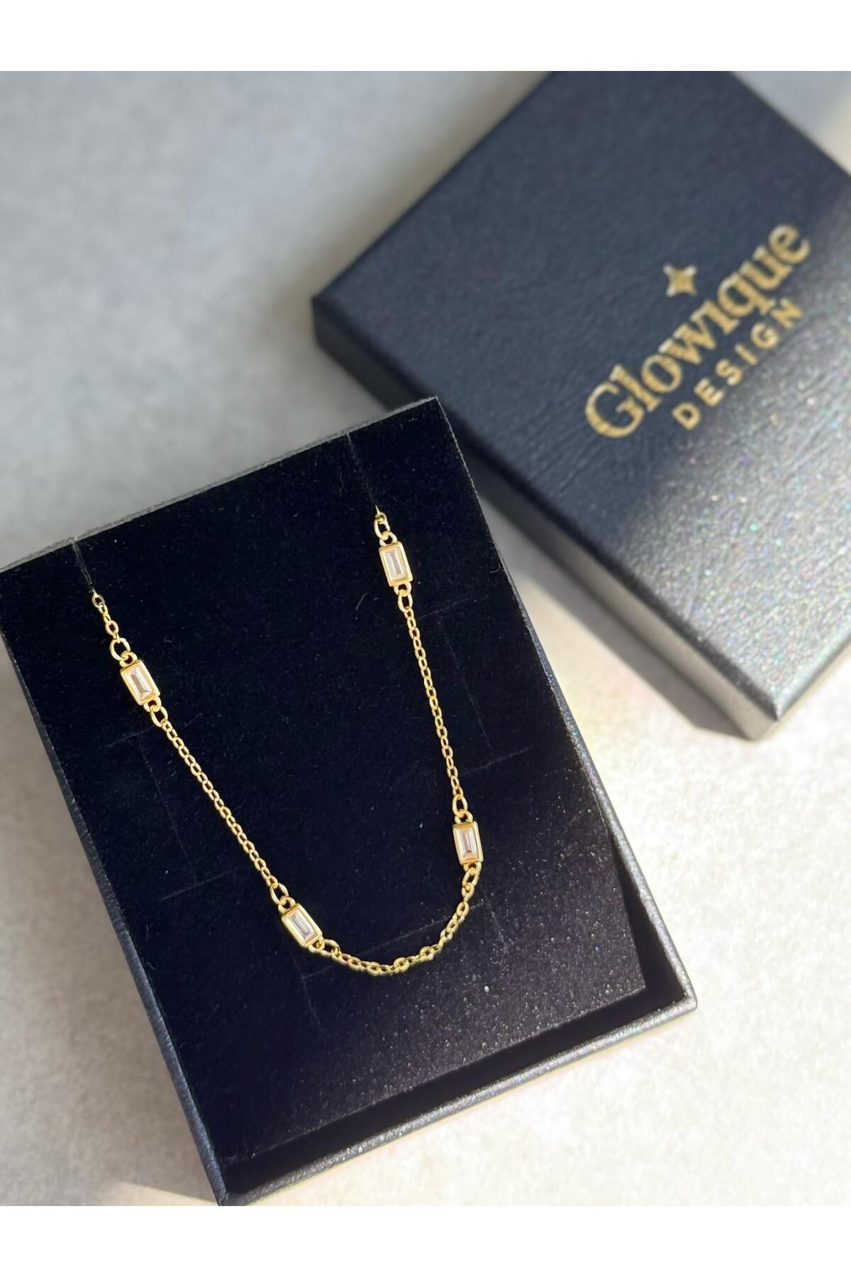 Glowique Design 925 Ayar Gold Taş Detaylı Zincir Kolye