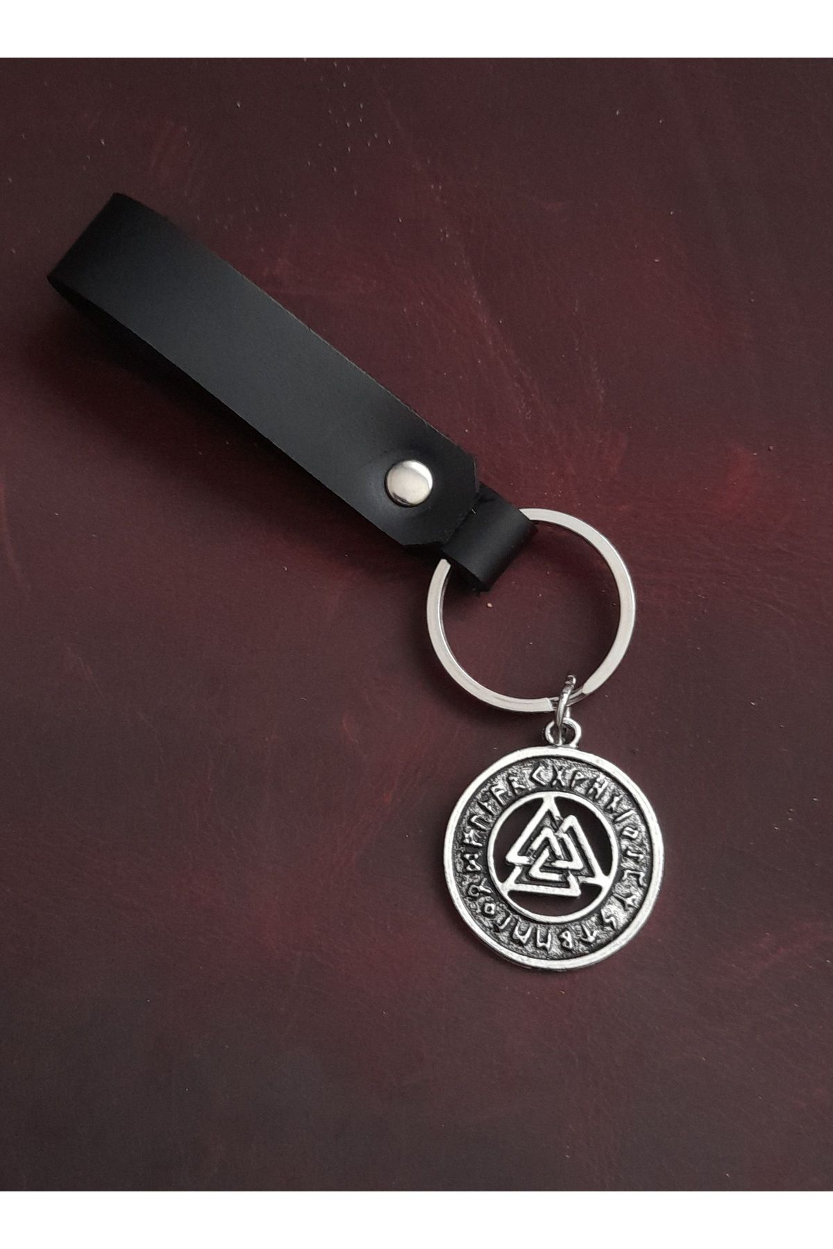 E&F Takı VALKNUT SEMBOL RENGARENK HAKİKİ DERİ ANAHTARLIK