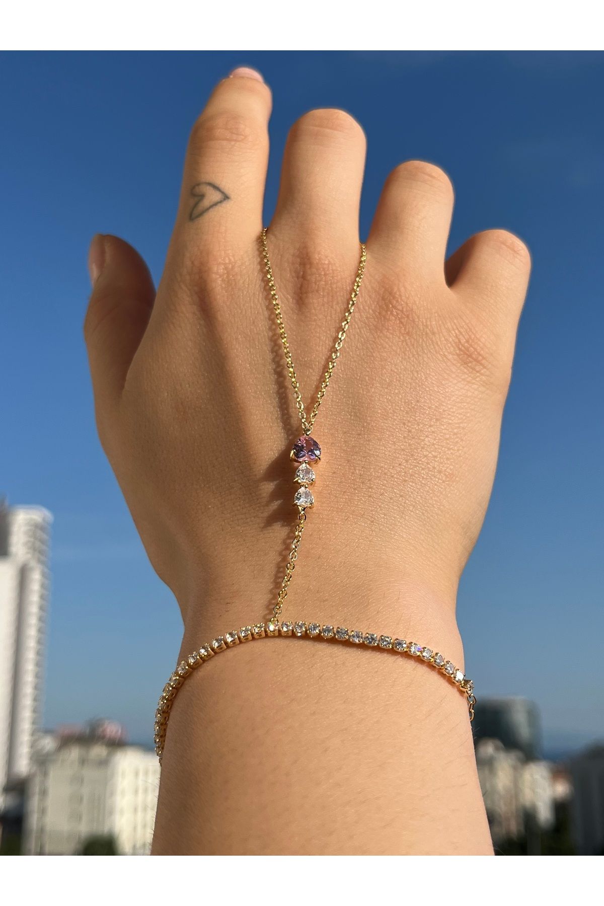 B&E SHİNE JEWERLY Kararmaz Çelik Pembe Zirkon Taş Detay Şahmeran