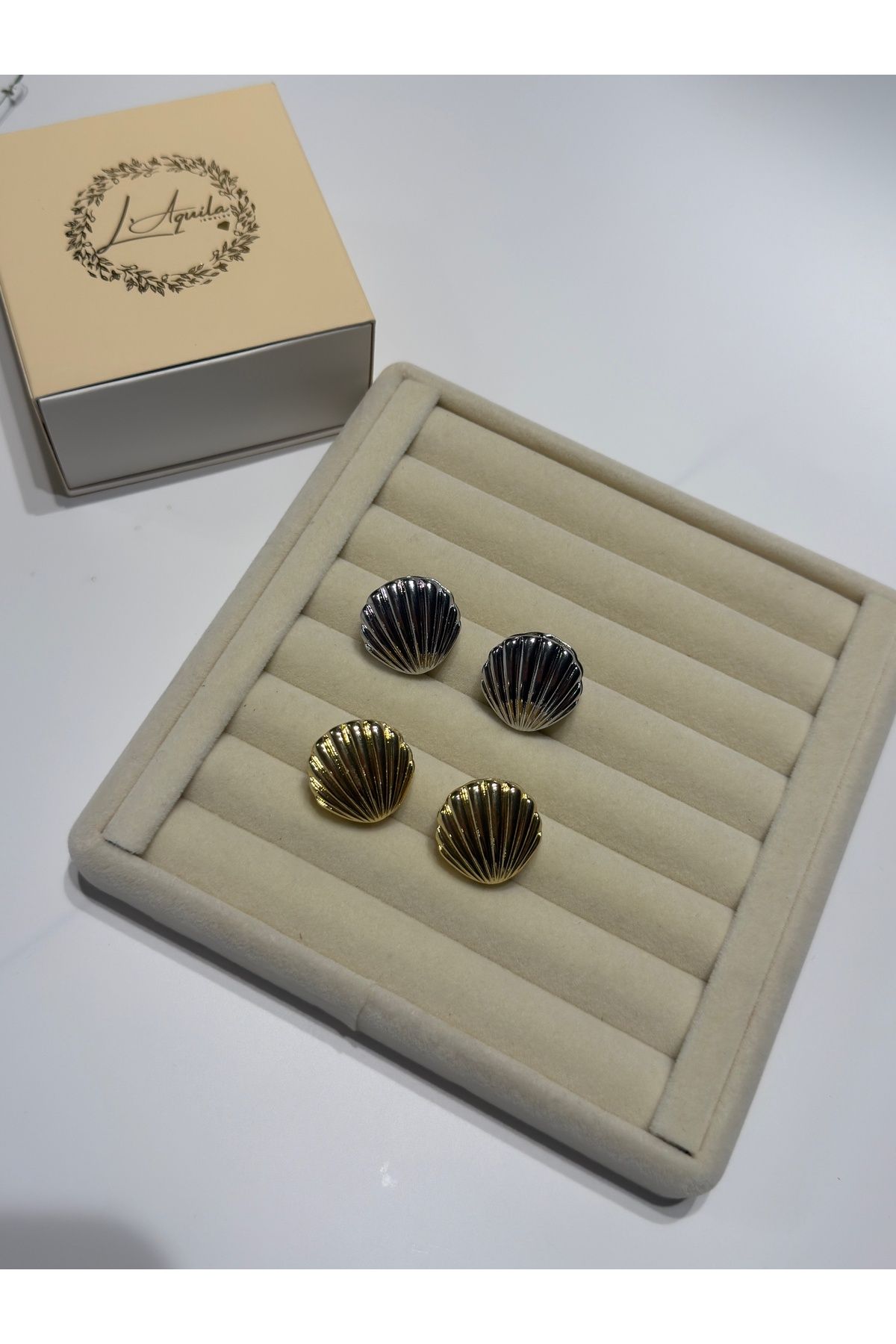 Laquila Jewellery Midye Kabuk Küpe