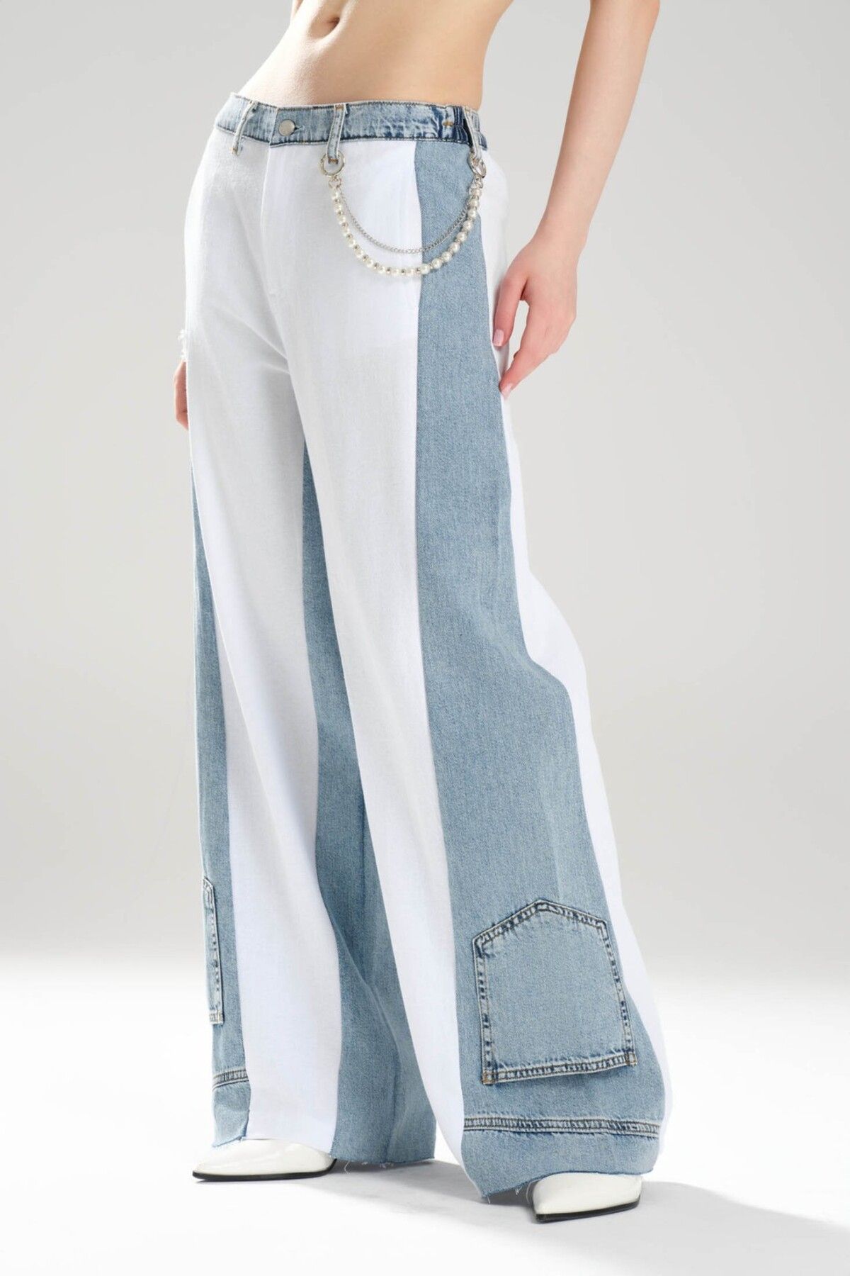 tw3 Kadın İnci Zincir Aksesuarlı Denim Kumaş Garnili Tasarım Pantolon