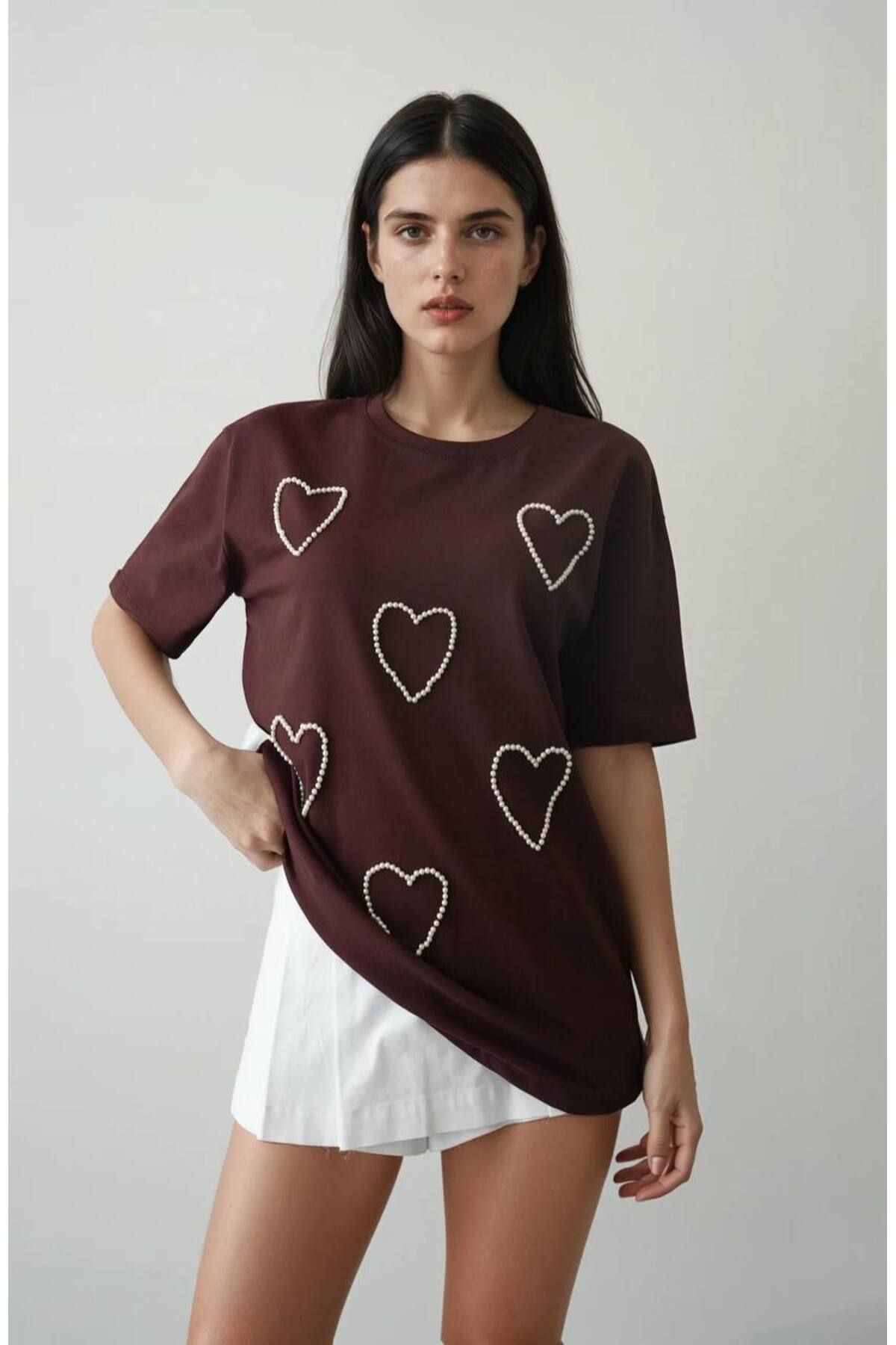 OYERGA MODA Kadın İnci Kalp Baskılı T-shirt