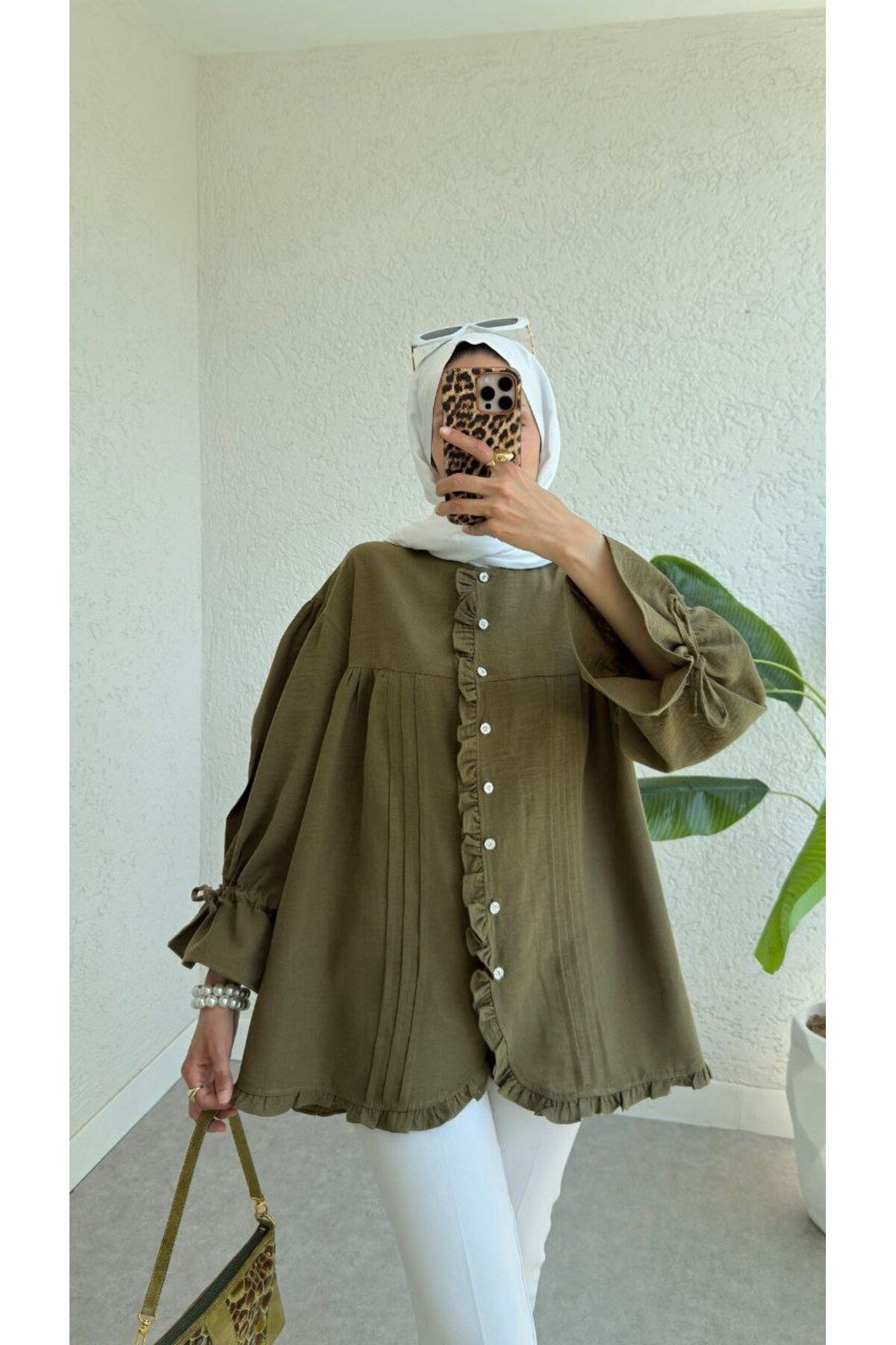 BisuModa KOLARI FIRFIR VE BAĞLAMA DETAYLI KETEN GÖMLEK