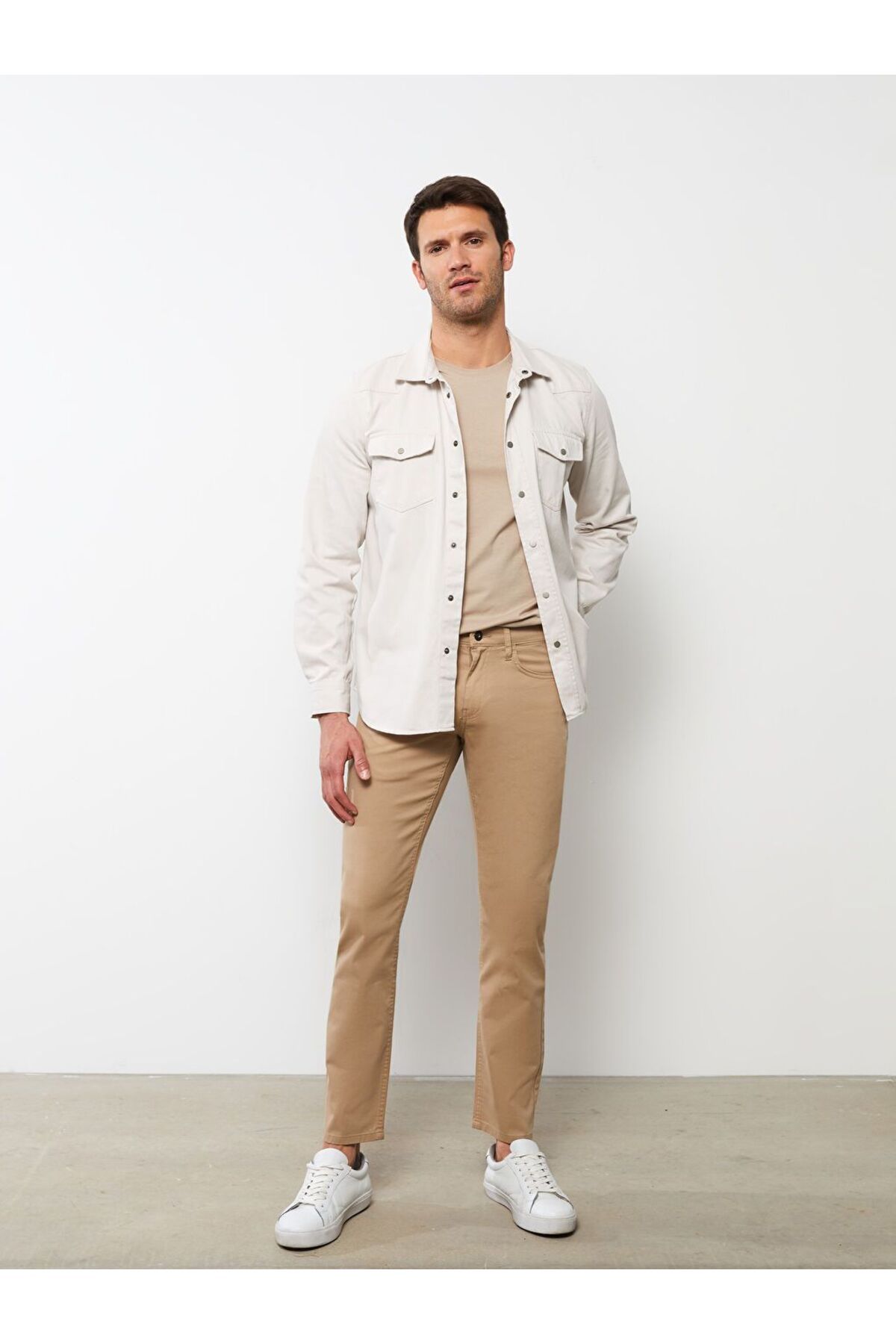 LC Waikiki Bej Slim Fit Gabardin Erkek Chino Pantolon