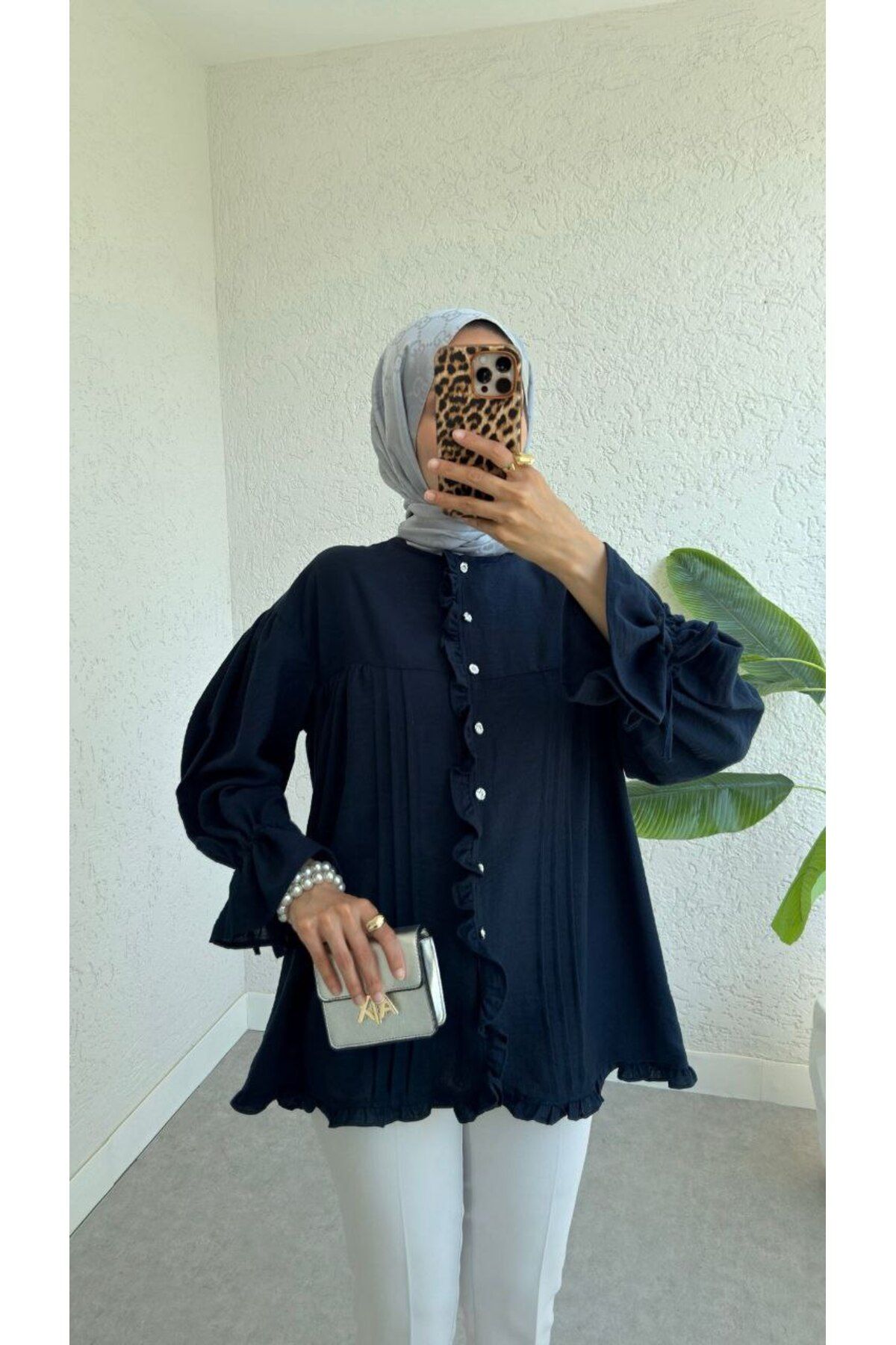 BisuModa KOLARI FIRFIR VE BAĞLAMA DETAYLI KETEN GÖMLEK