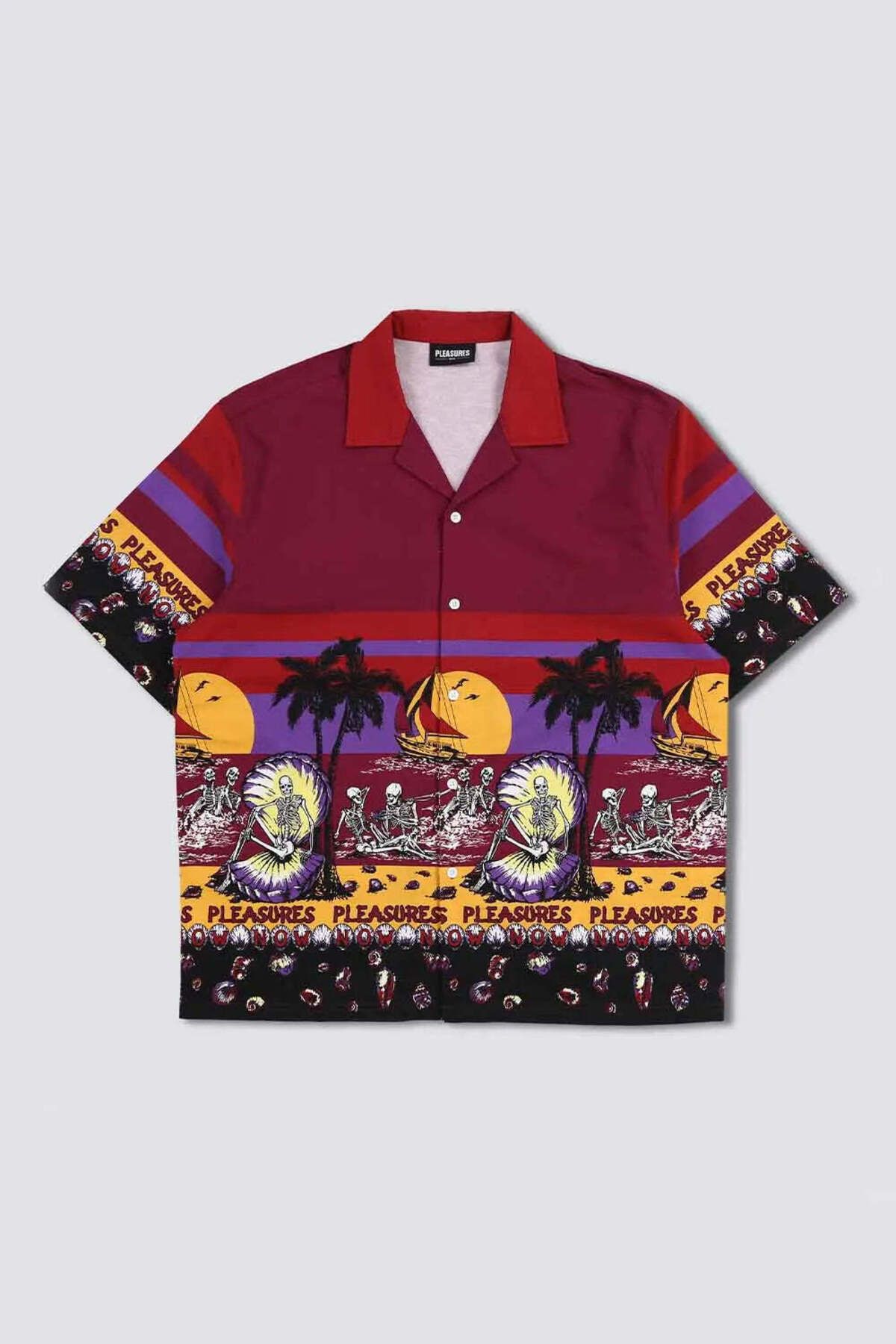 American Rag Cie Plajda Rahatlık: Skeletons on the Beach 100% Pamuk Button Down Gömlek