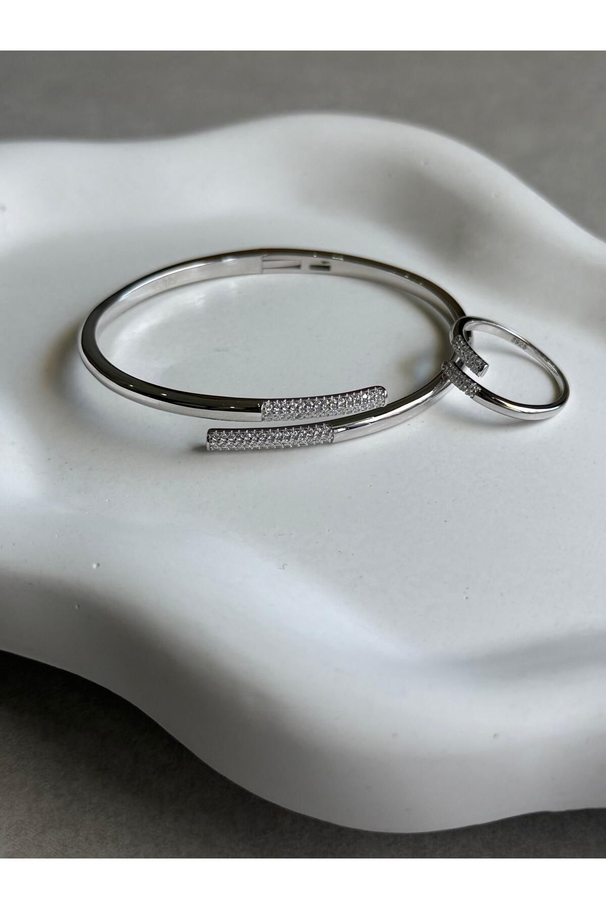 Glowique Design 925 Ayar Gümüş Taşlı Kelepçe Bilezik Yüzük Set