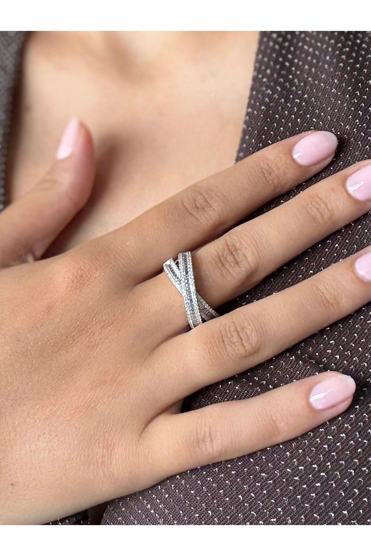 Glowique Design 925 Ayar Gümüş Çift Sıra Işıltı Yüzük