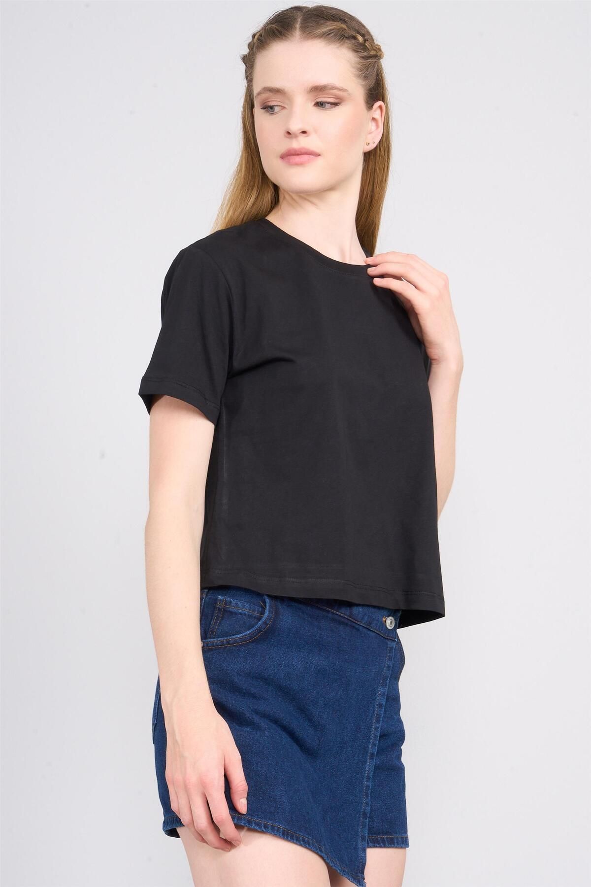 FİTHİT Çetinkaya Fithit 8346 Bisiklet Yaka 30/1 Penye Crop T-shirt Siyah