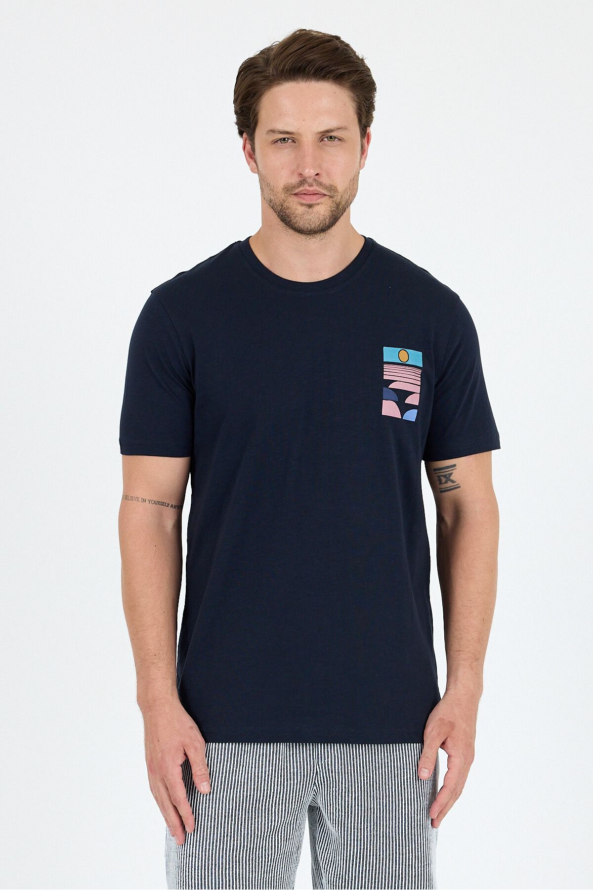 Rodi Erkek %100 Pamuk Bisiklet Yaka Kısa Kollu Baskılı T-Shirt Rahat ve Şık Günlük Tişört 0005