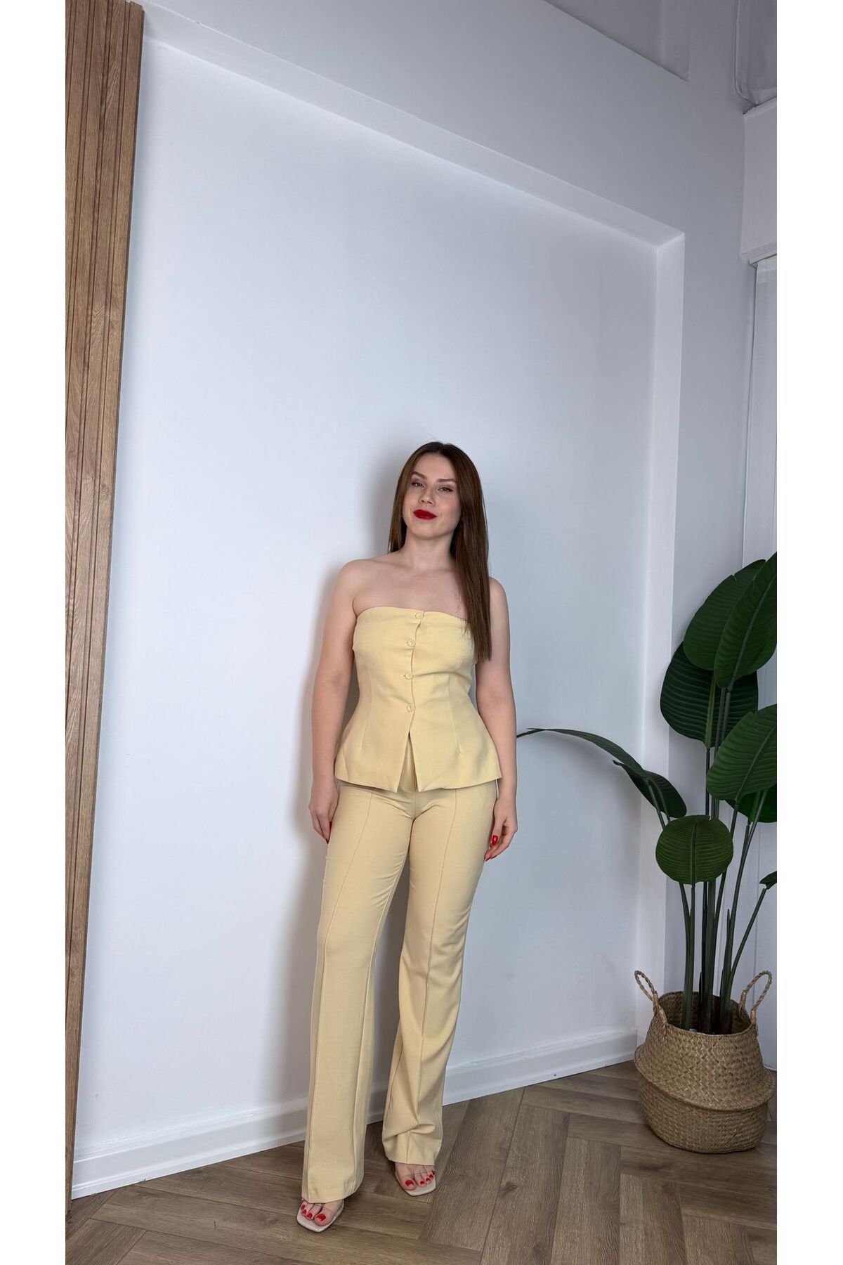songül özdeş Yeni Sezon Straplez Yelek Takım