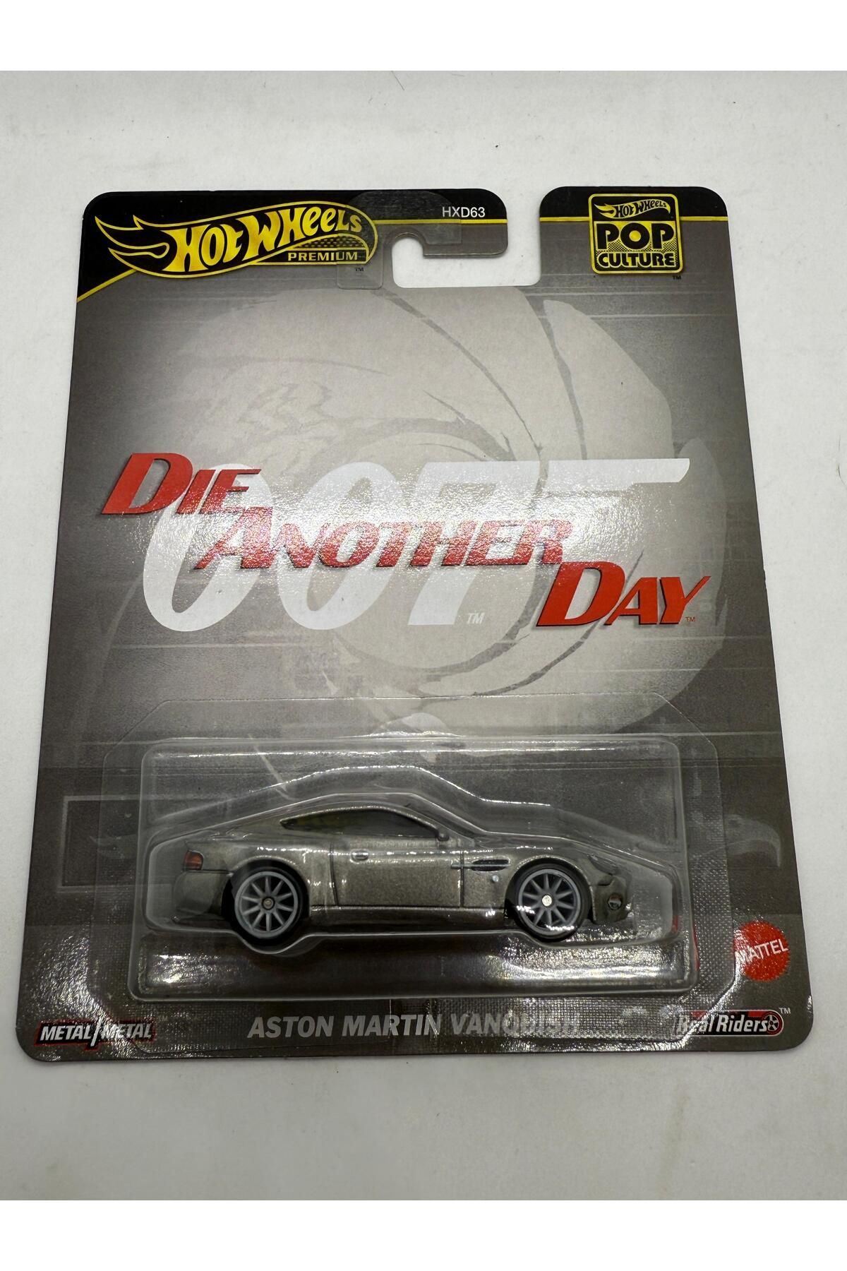 HOT WHEELS Premium Aston Martin Vanquish *Die Another Day 007 James Bond