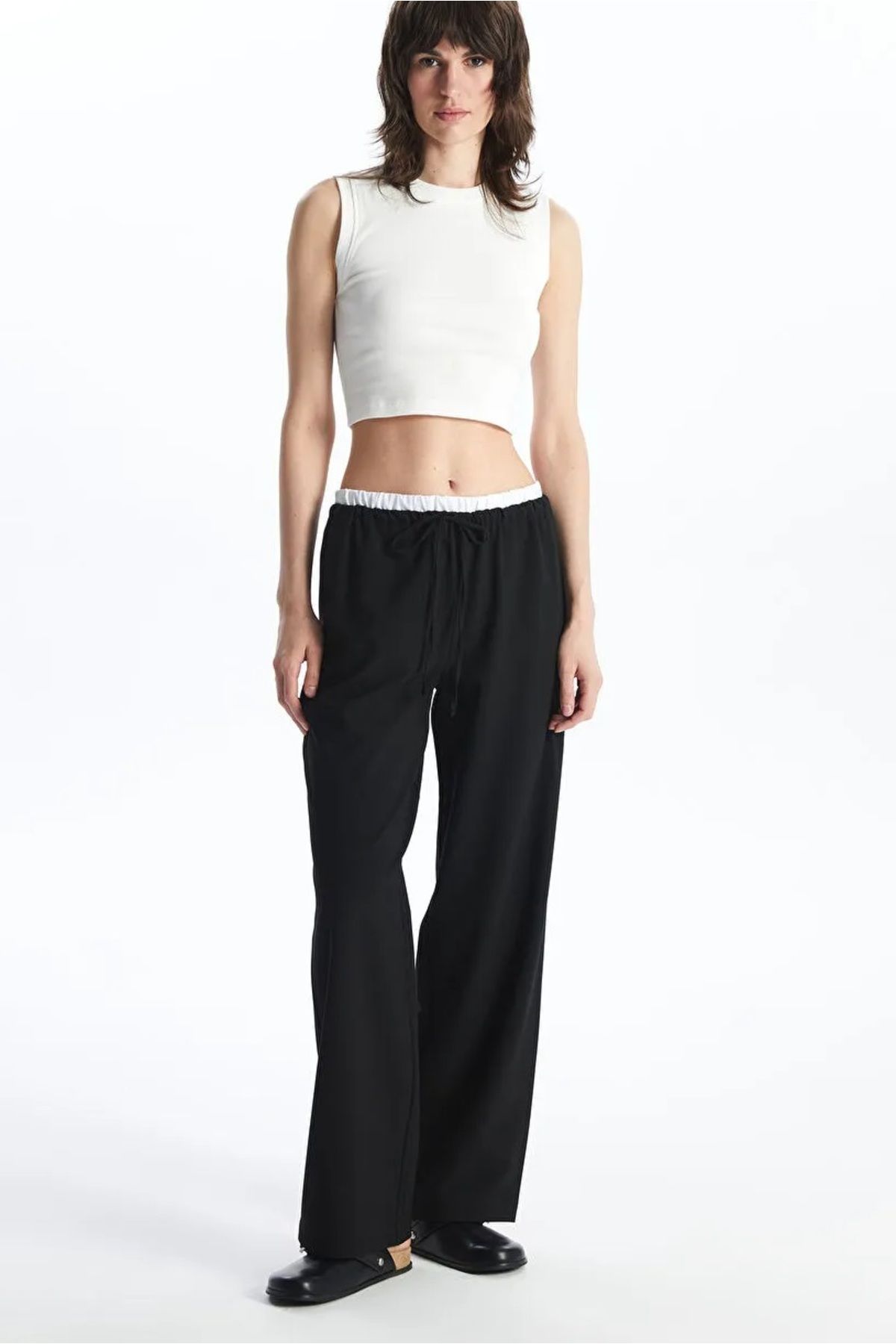 LC Waikiki LCWAİKİKİ BİSİKLET YAKA CROP