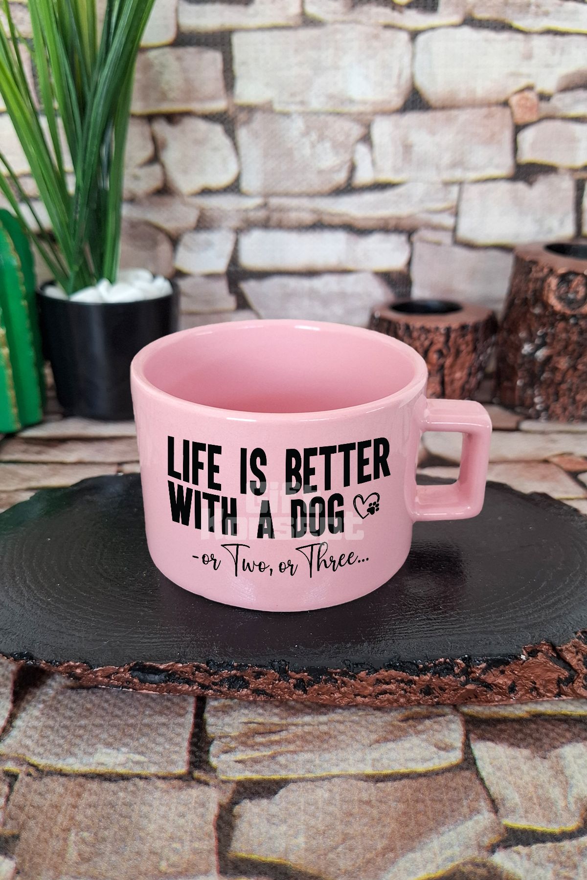giftkonsept Life With Dogs Baskılı Köpeklerle Hayat Teması Köpeksever Kare Kulplu Fincan Pembe Kupa Bardak