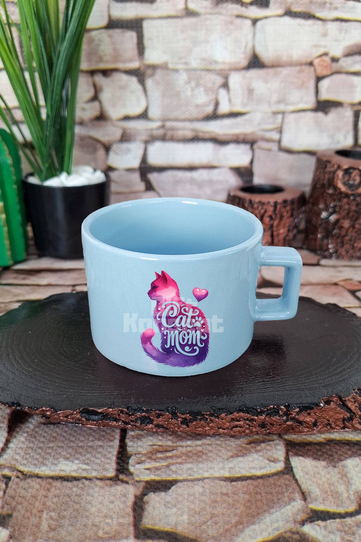 giftkonsept Cat Mom Temalı Kedi Annesi Kedisever Figürlü Kare Kulplu Fincan Mavi Kupa Bardak