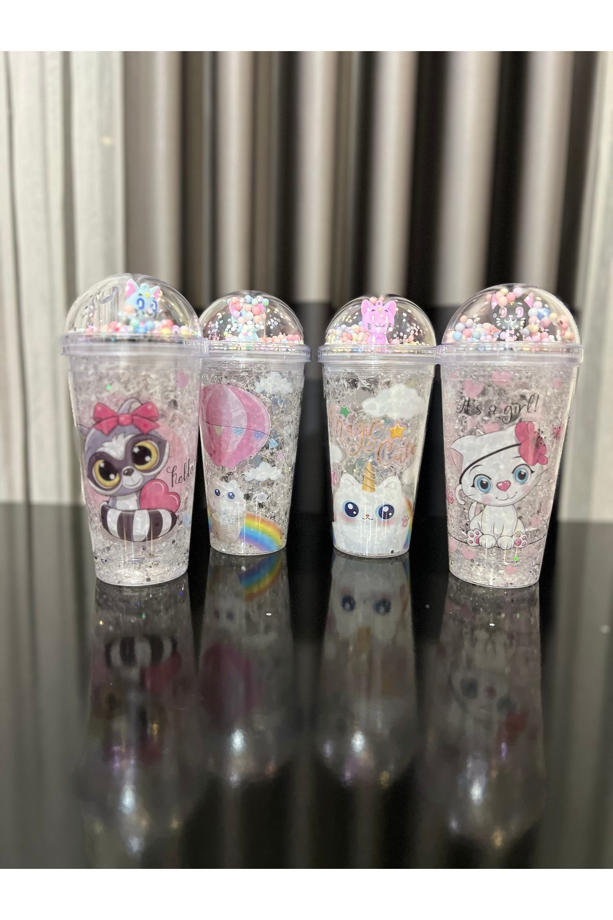 Hediye Bardaklar Işıklı Pipetli Eğlenceli Bardak