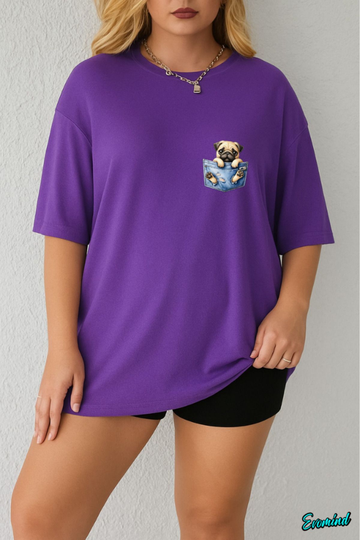 Evomind Büyük Beden Cepte Köpek Baskılı T-shirt