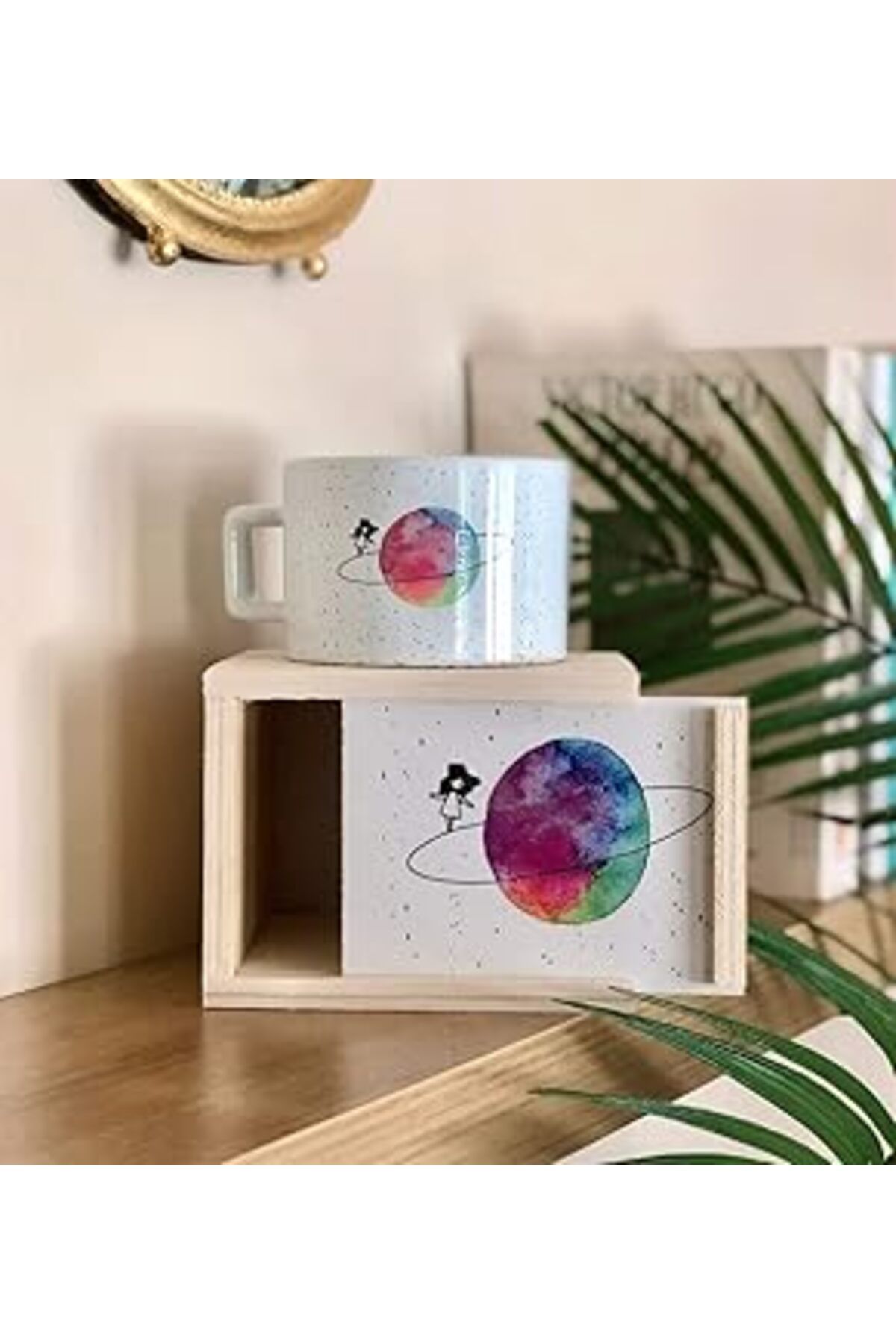 Pazarcan Giftmoda Satürnlü Kız Kutulu Kupa