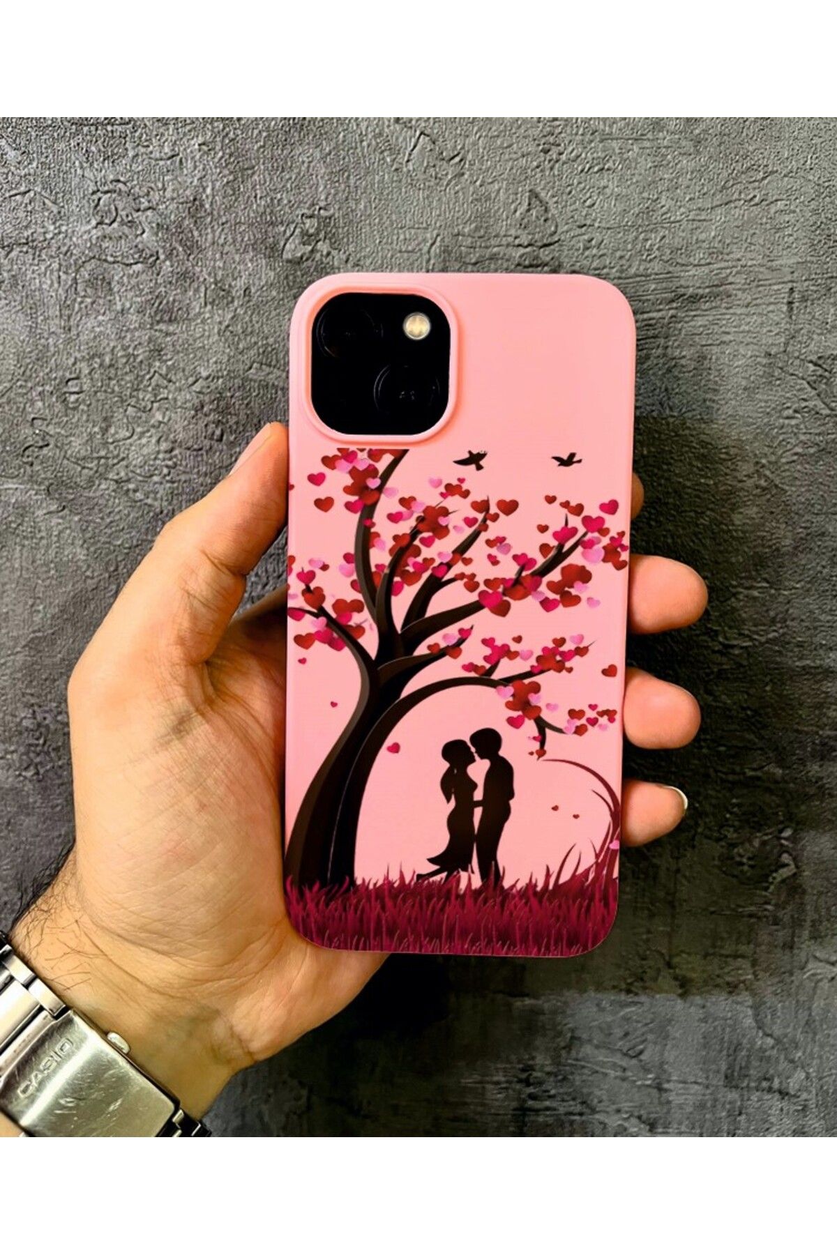 ALYACEPSTORE CASE İPHONE 13 Uyumlu Kalpli Ağaç ve Aşk Temalı Pembe Kılıf
