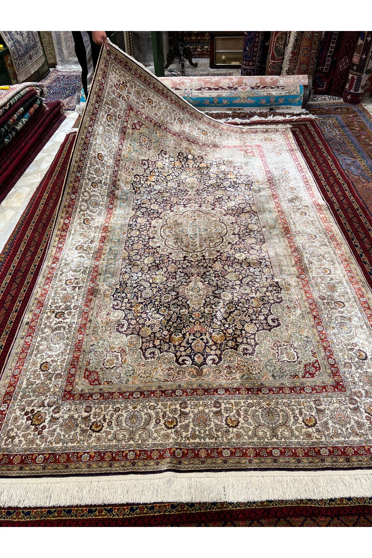 RD RAMAZAN DAĞ EL HALI SANATI El Dokuma Saf İpek Halısıdır Muazzam Bir Eser Ebat 250x150