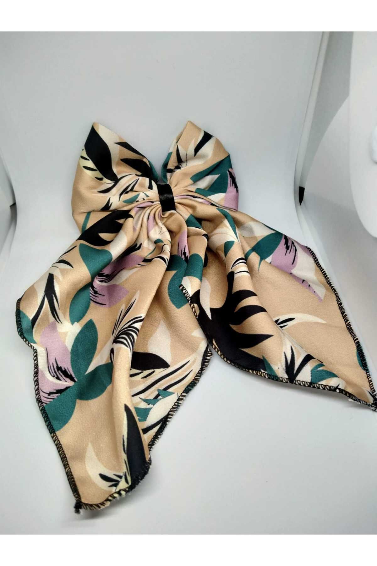 MODA Rengarenk desenli uzun fiyonk tokalar