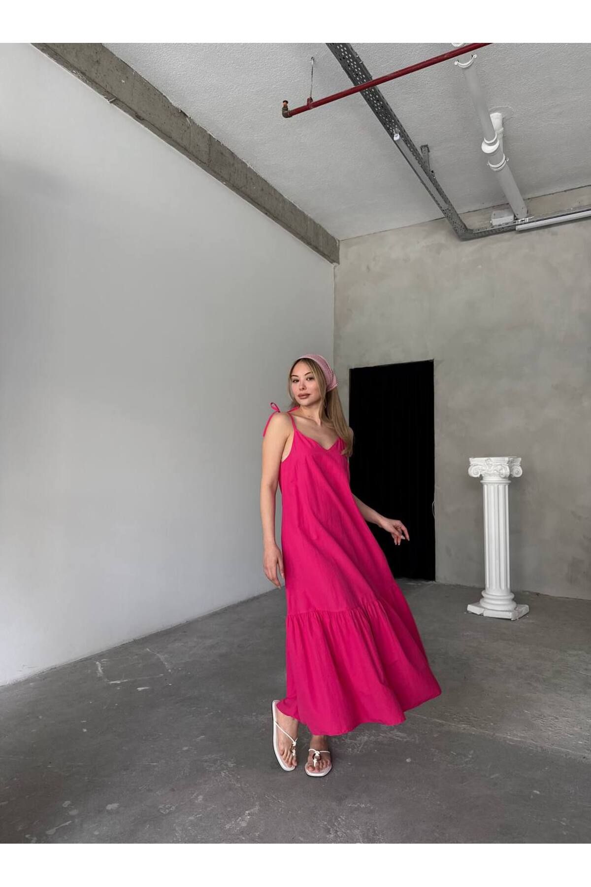Tumtum Wear Bağlama detaylı askılı poplin elbise