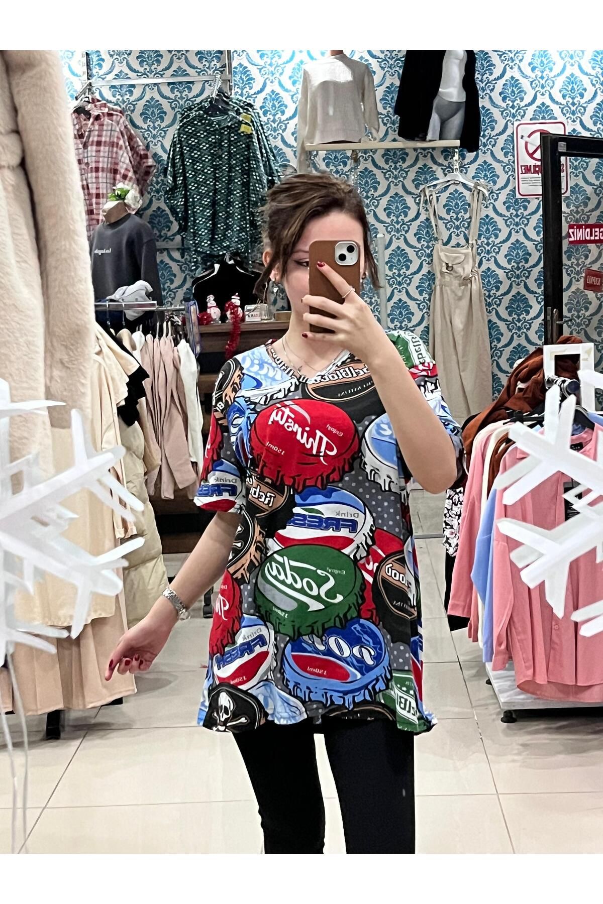 Sublime Butik V Yaka Uzun Çok Renkli Dijital T-Shirt Unisex