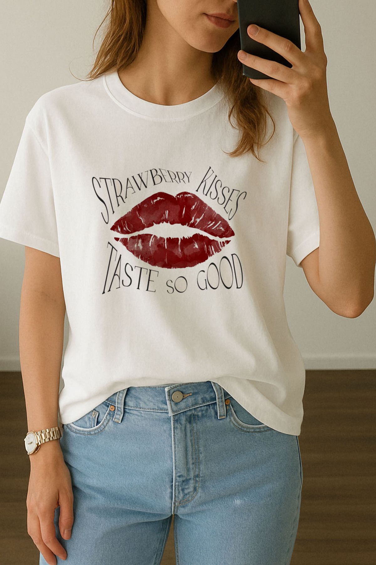 sielta Kadın Strawberry Kisses Baskılı Bisiklet Yaka Oversize Beyaz Tişört T-shirt