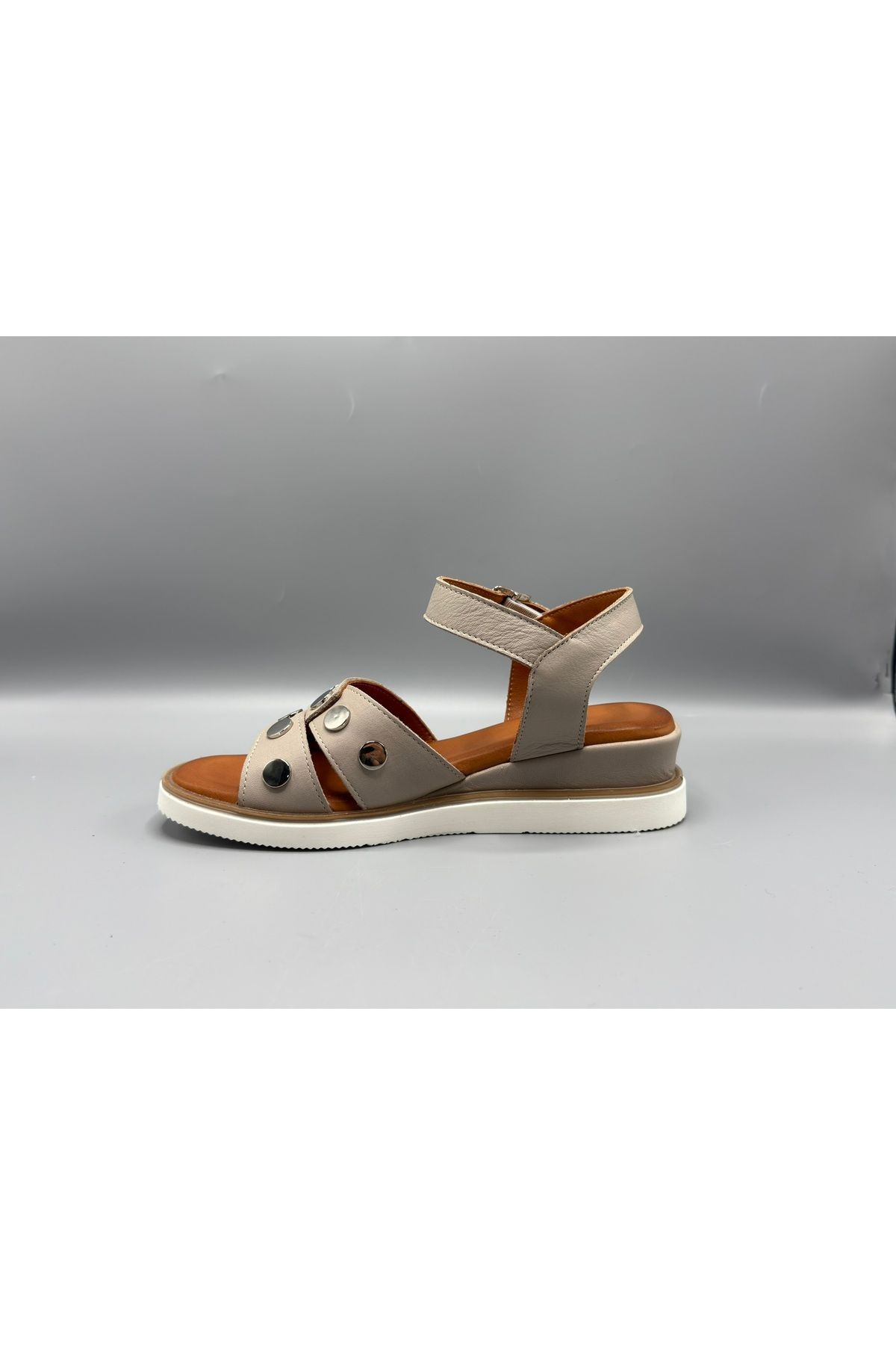 Frontera Shoes Aksesuarlı Sandalet
