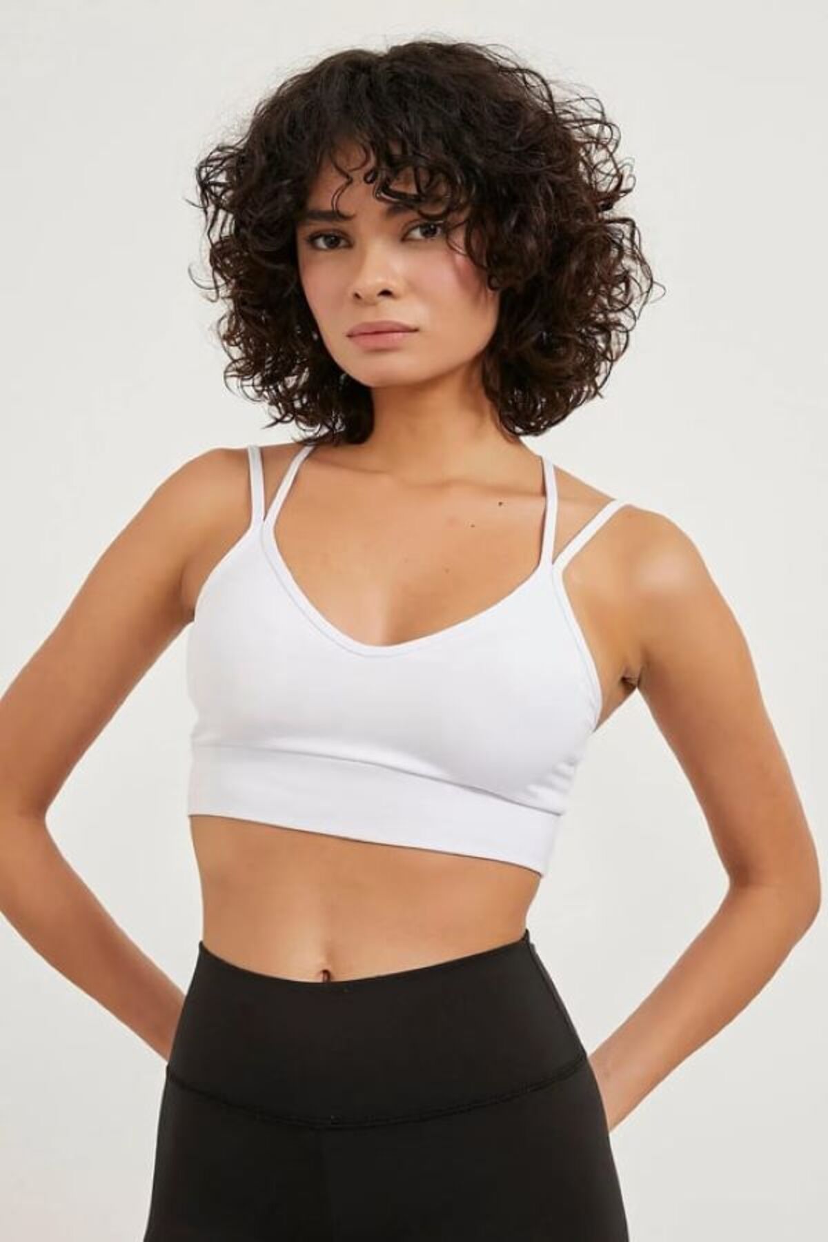 Leila SIRT ÇAPRAZ ASKILI CROP BLUZ