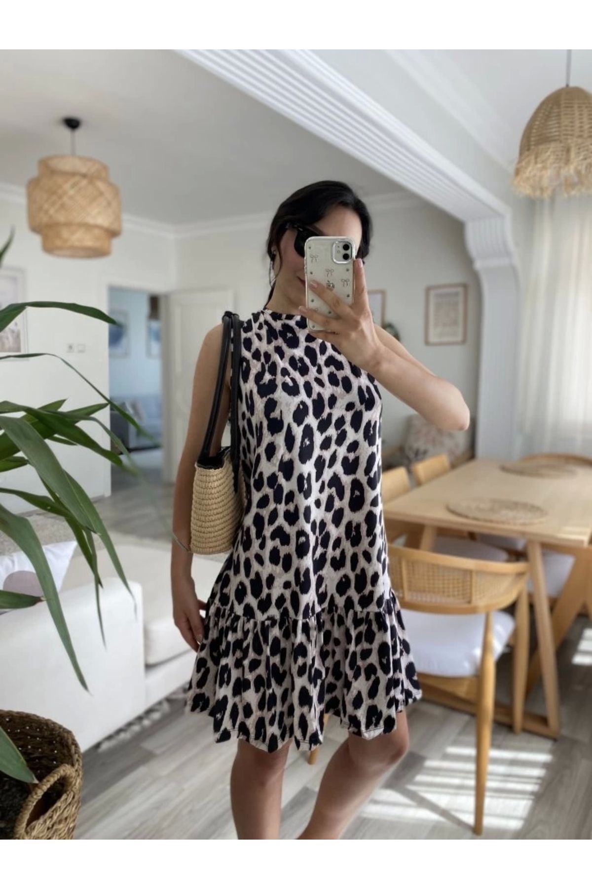 nedo7 Kadın Kolsuz Sırttan Bağlamalı Fırfırlı Leopar Desenli Süprem Elbise