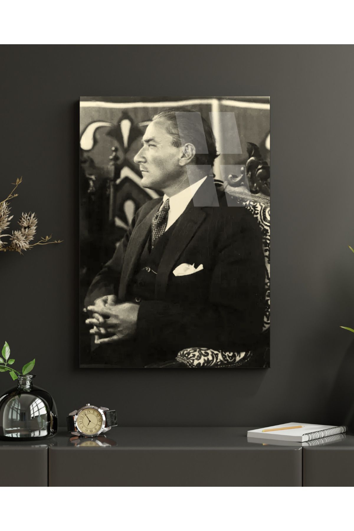 MODA Mustafa Kemal Atatürk Portresi Pleksi Tablo – Siyah Beyaz Tarihi Duvar Dekoru