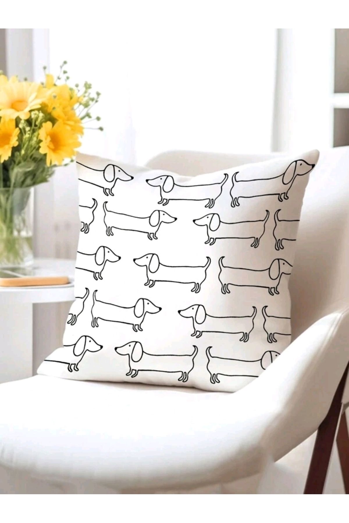 MyBalliStore Sosis Köpek Desenli Kırlent Kılıfı (45×45)