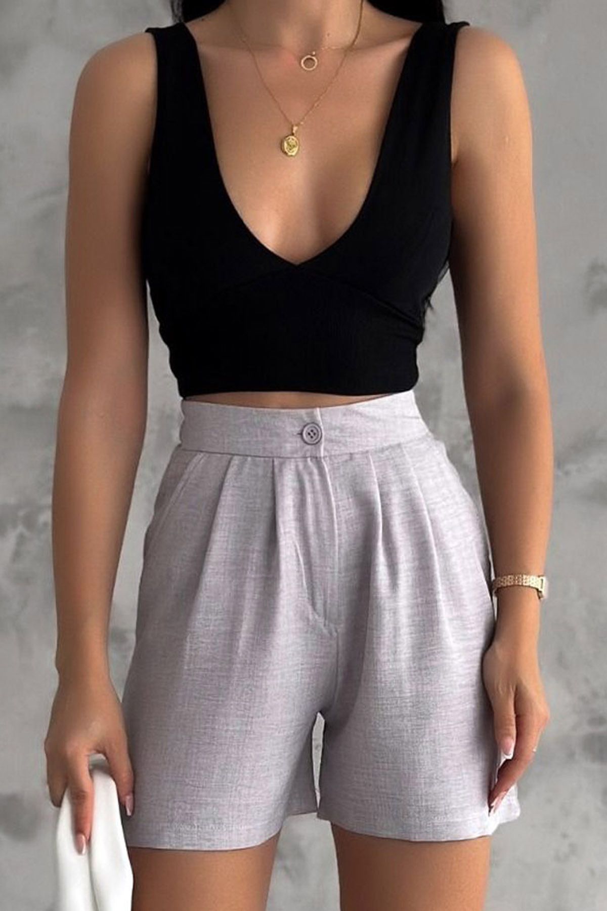 CoolLook Çift Cepli Keten Arkası Lastikli Yüksek Belli Fermuar ve Düğmeli Tarz Şort