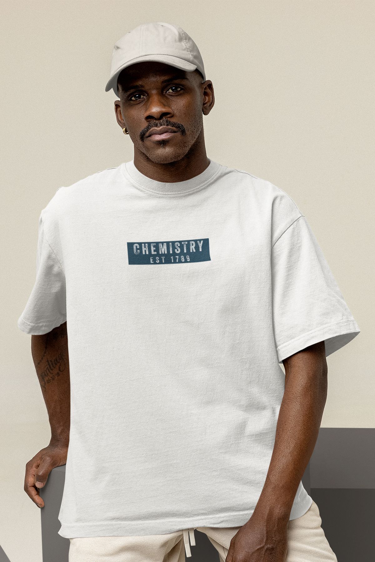Uniquetex NUBENSE / KİMAS-08 - Oversize Unisex Kimya Baskılı Beyaz Bisiklet Yaka T-shirt (Bilim Tişört)