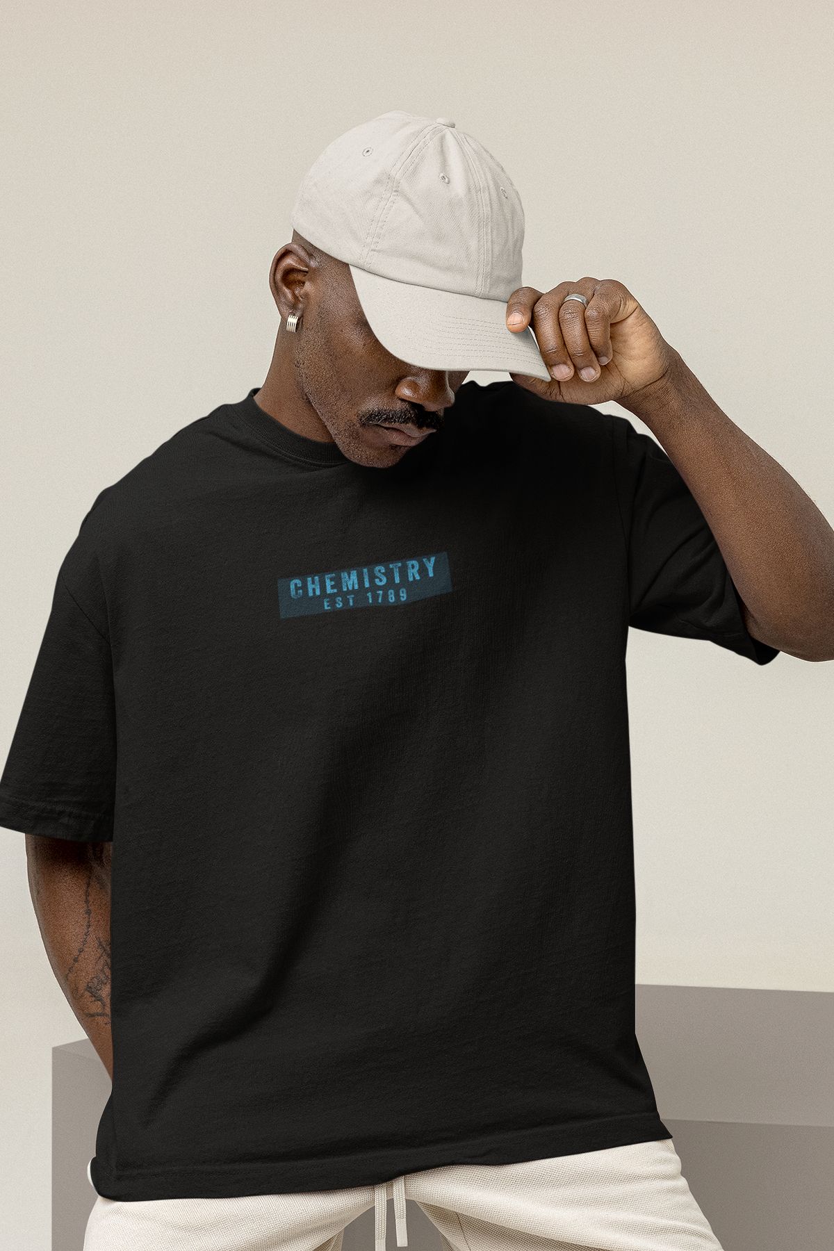 Uniquetex NUBENSE / KİMAS-04 - Oversize Unisex Kimya Baskılı Siyah Bisiklet Yaka T-shirt (Bilim Tişört)