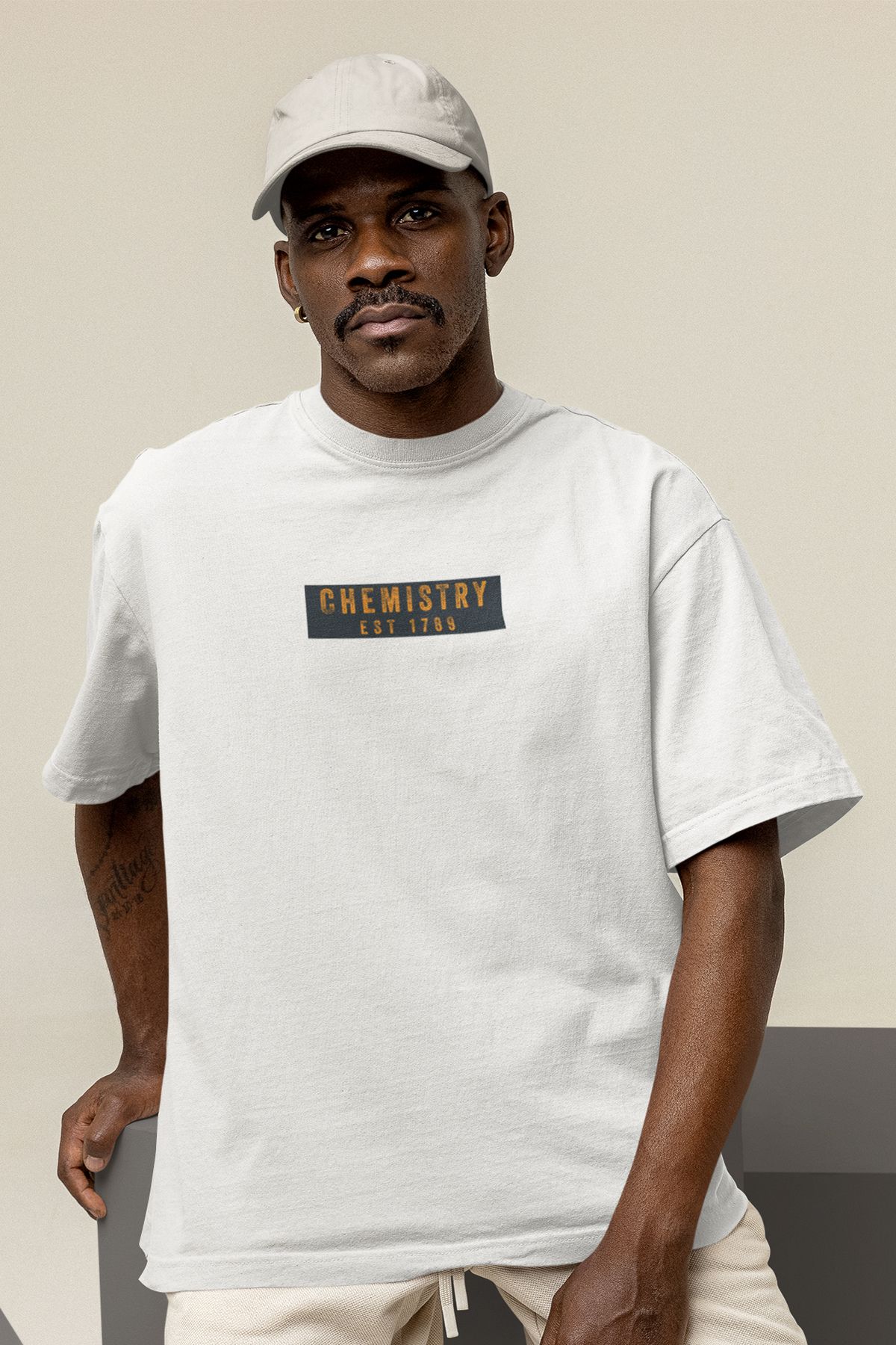 Uniquetex NUBENSE / KİMAS-16 - Oversize Unisex Kimya Baskılı Beyaz Bisiklet Yaka T-shirt (Bilim Tişört)