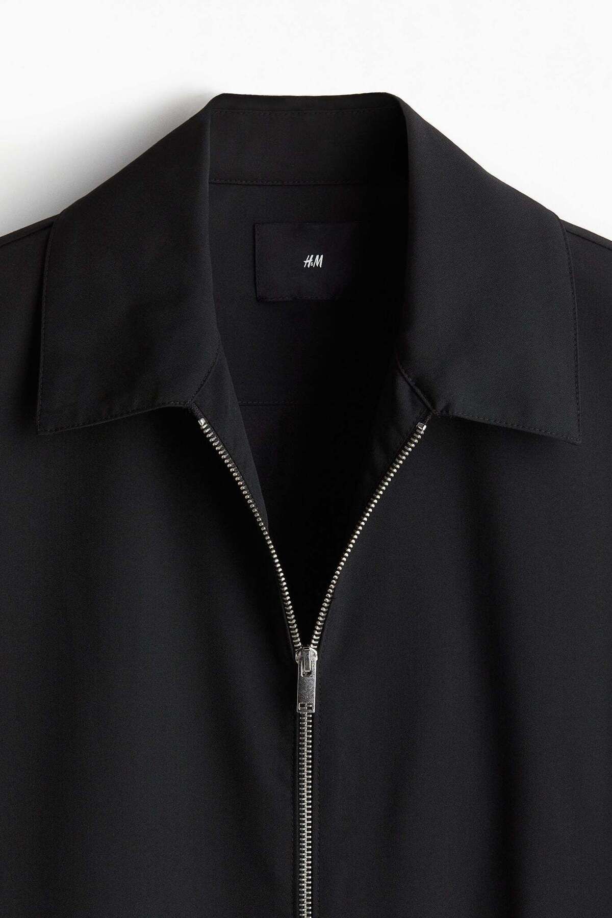 H&M-سترة تويل بقصّة عادية 1