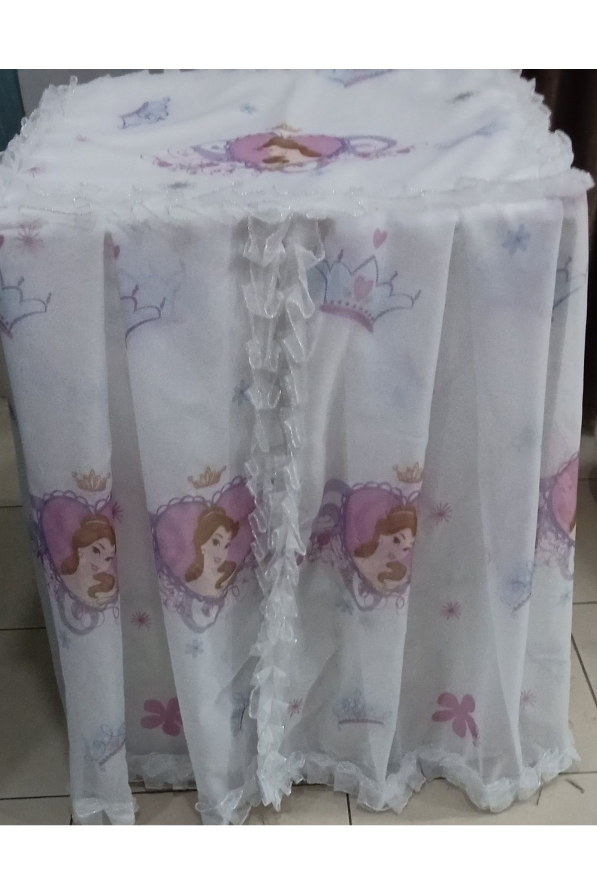 Sevimli Çamaşır Makinesi Örtüsü