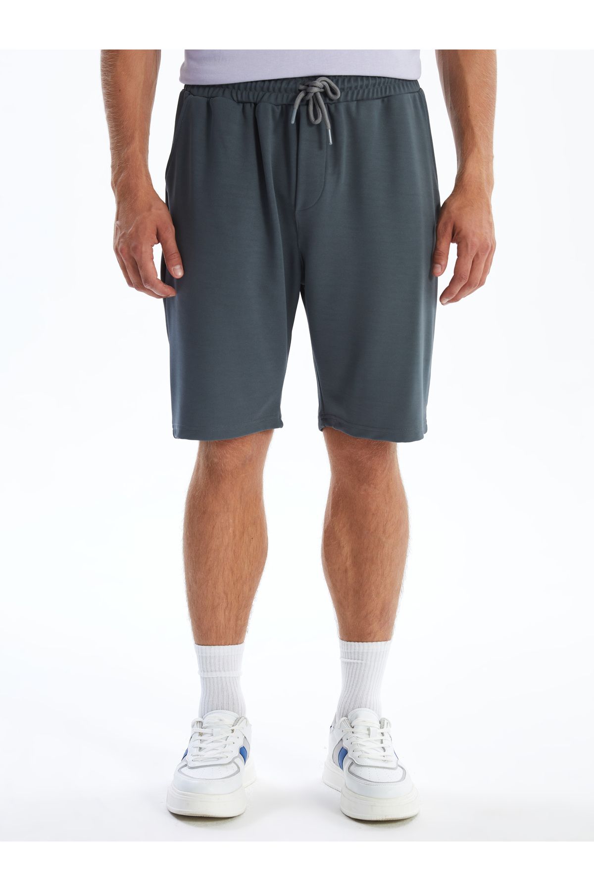 LC Waikiki-Ανδρικό σορτς Standard Fit 2
