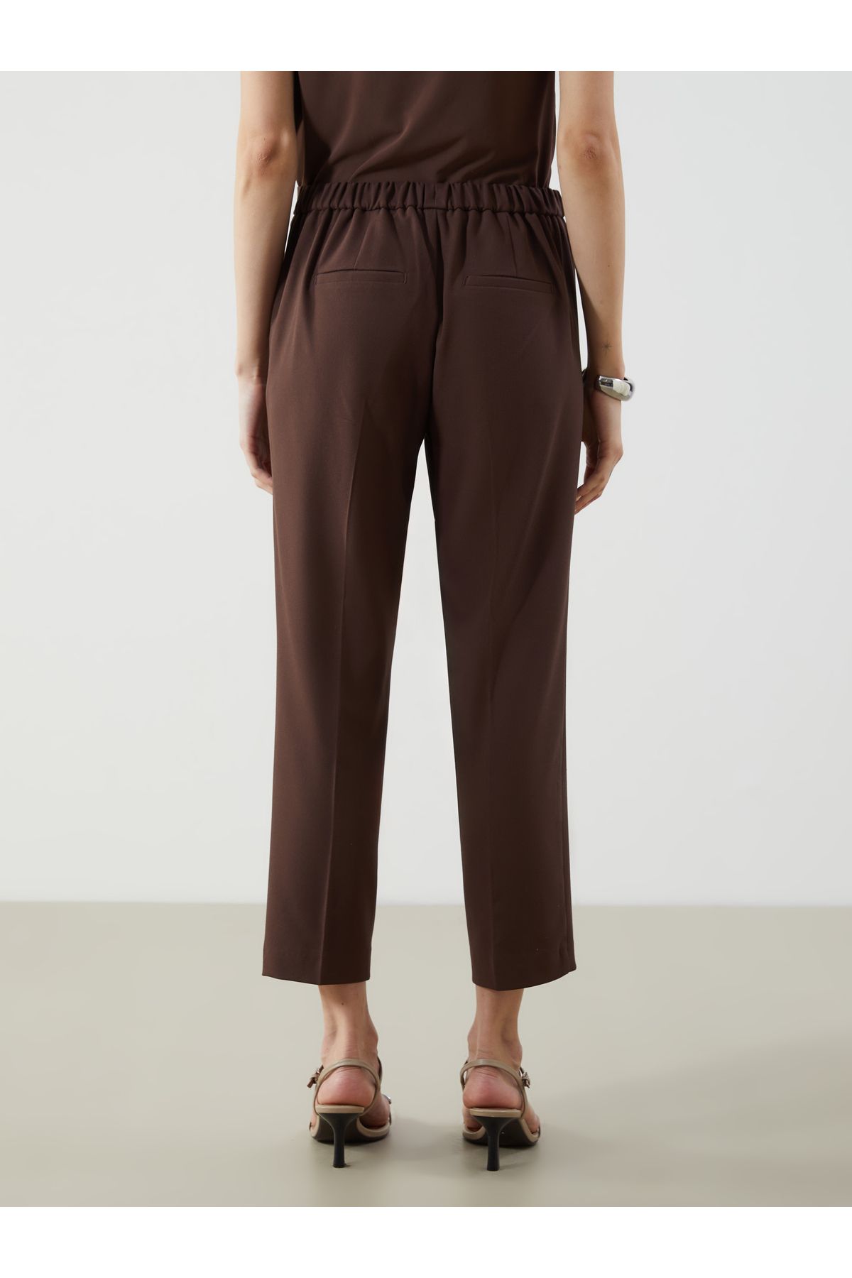 LC Waikiki-Standard Fit Women's Trousers with Elastic Waist 4