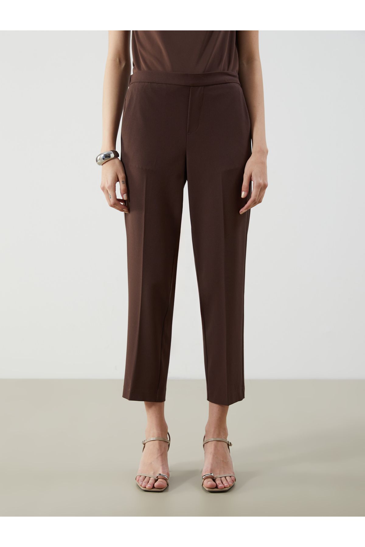 LC Waikiki-Standard Fit Women's Trousers with Elastic Waist 2